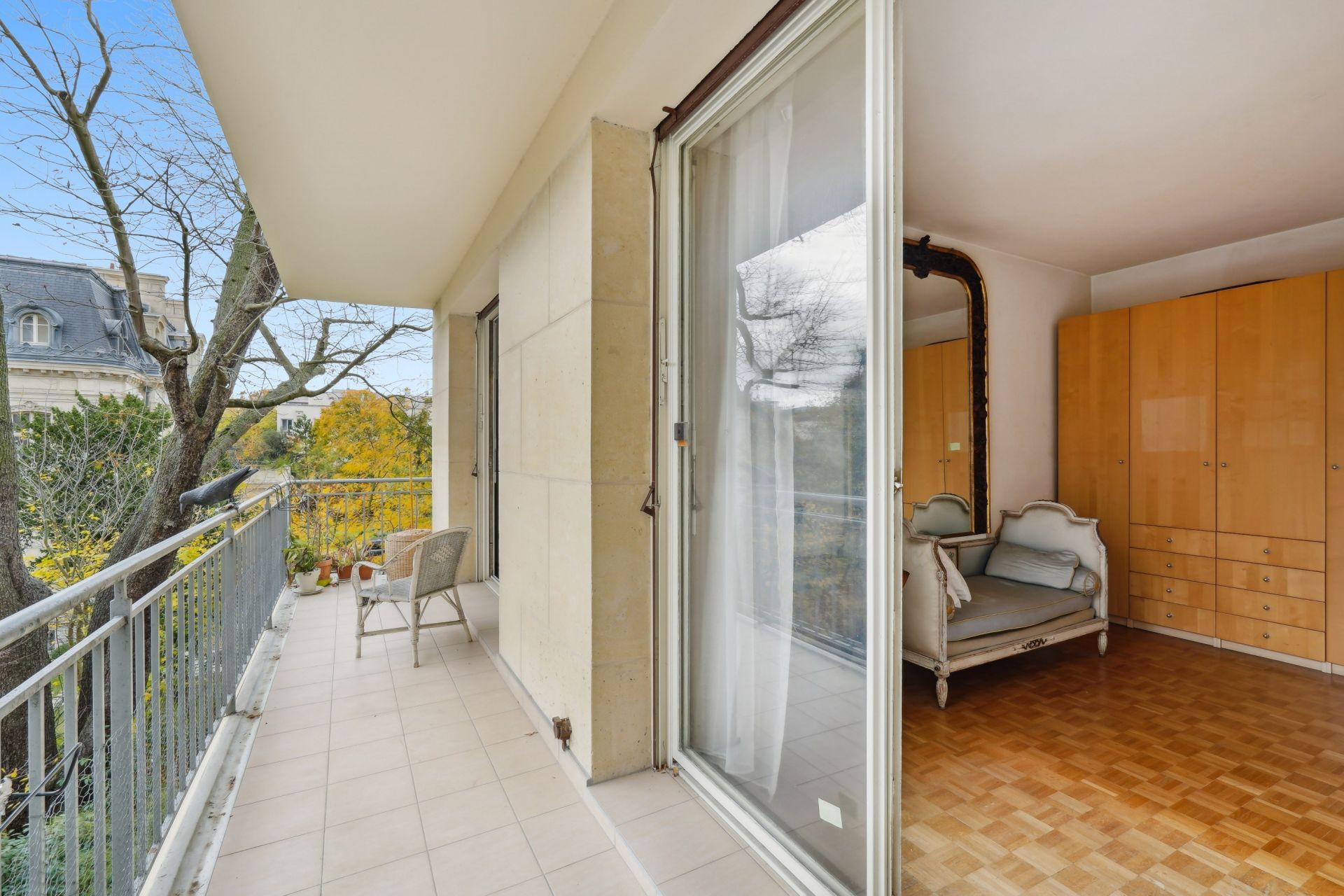 luxury apartment 4 Rooms for sale on NEUILLY SUR SEINE (92200)