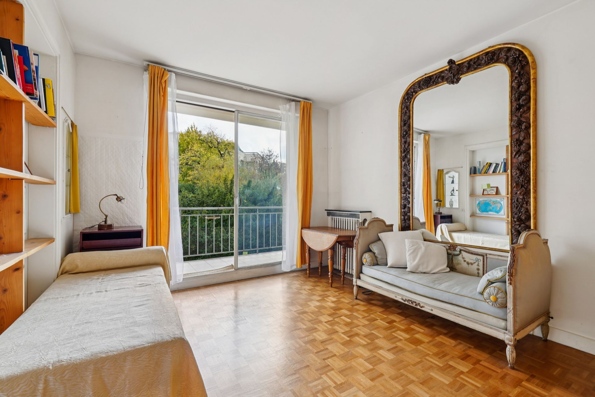 luxury apartment 4 Rooms for sale on NEUILLY SUR SEINE (92200)