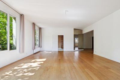 Sale Luxury apartment Neuilly-sur-Seine 4 Rooms 127 m²