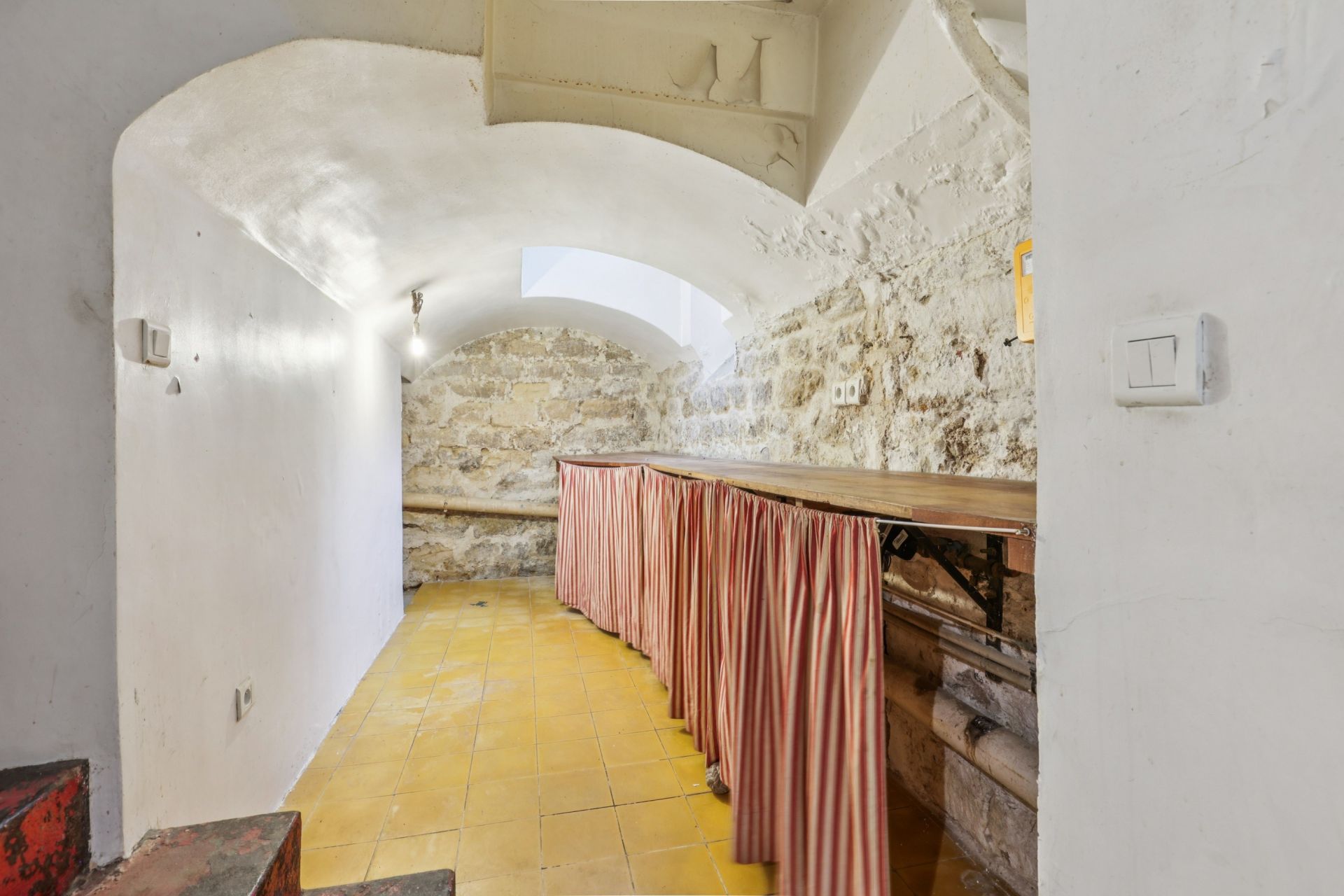 maison de ville 6 Pièces en vente sur PARIS (75012)