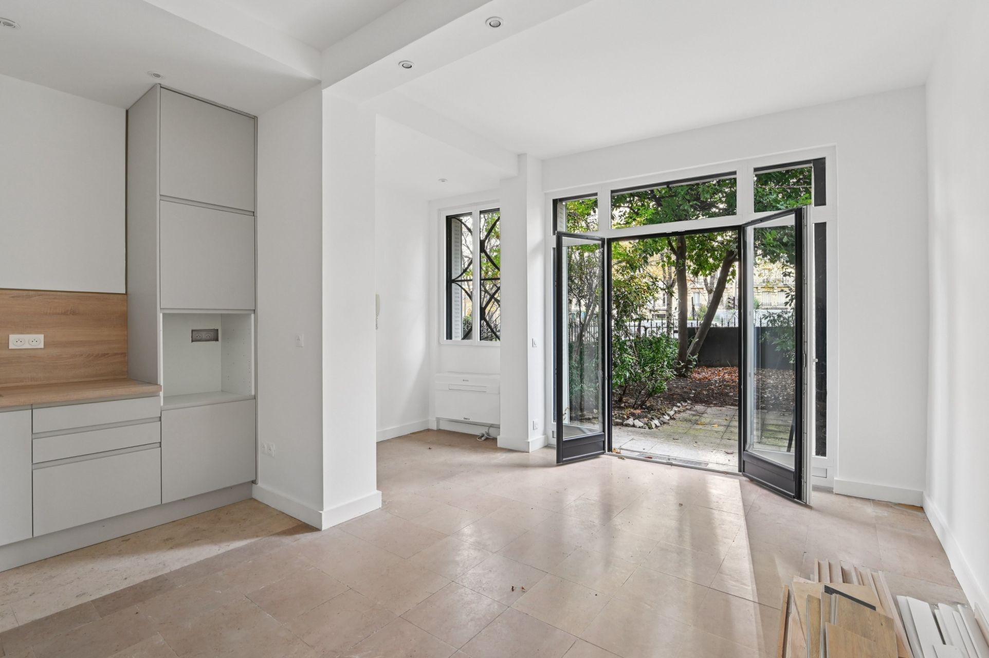 luxury apartment 2 Rooms for sale on PARIS (75016)