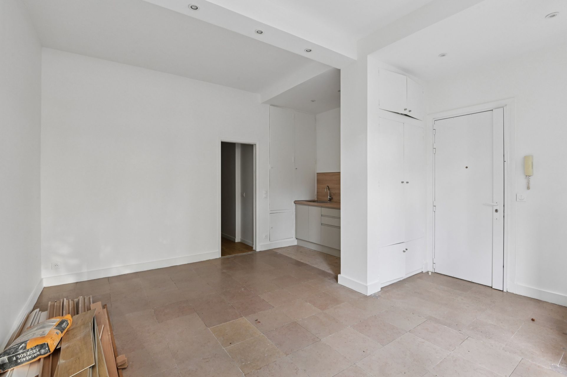 luxury apartment 2 Rooms for sale on PARIS (75016)