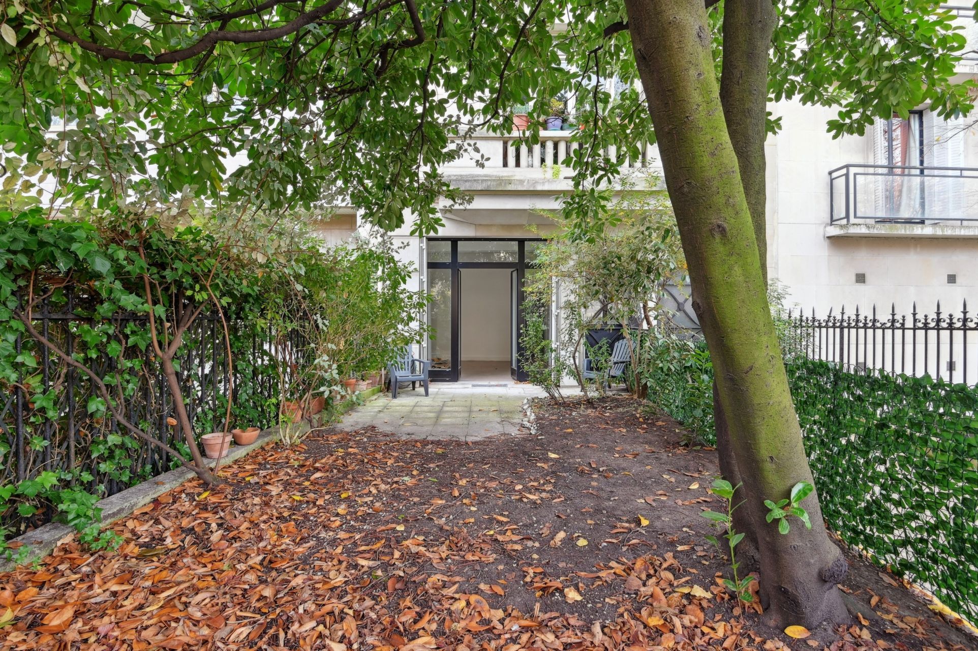 luxury apartment 2 Rooms for sale on PARIS (75016)