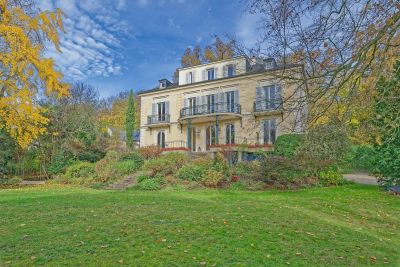 Sale Luxury house Ville-d'Avray 9 Rooms 478 m²