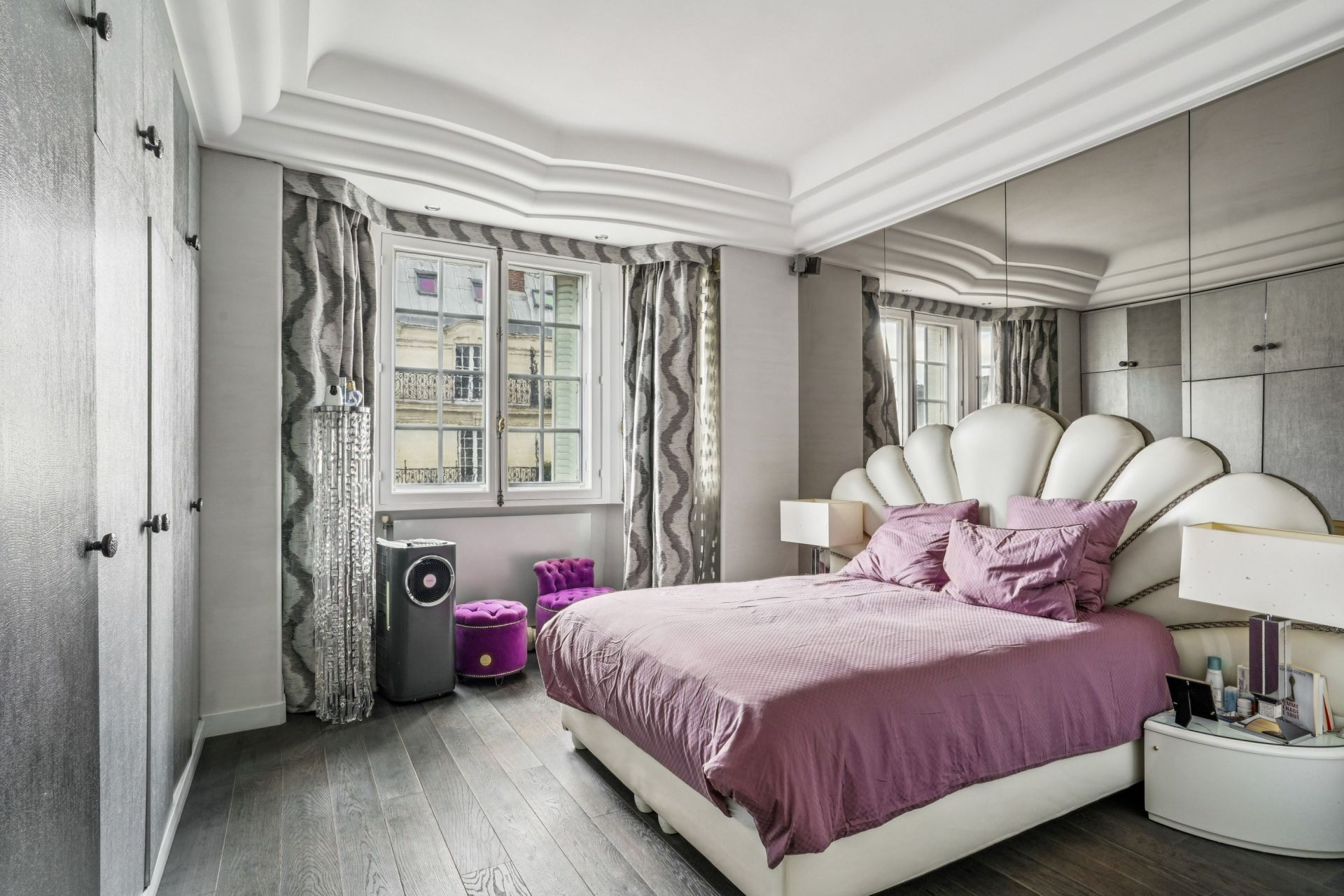 luxury apartment 6 Rooms for sale on PARIS (75017)
