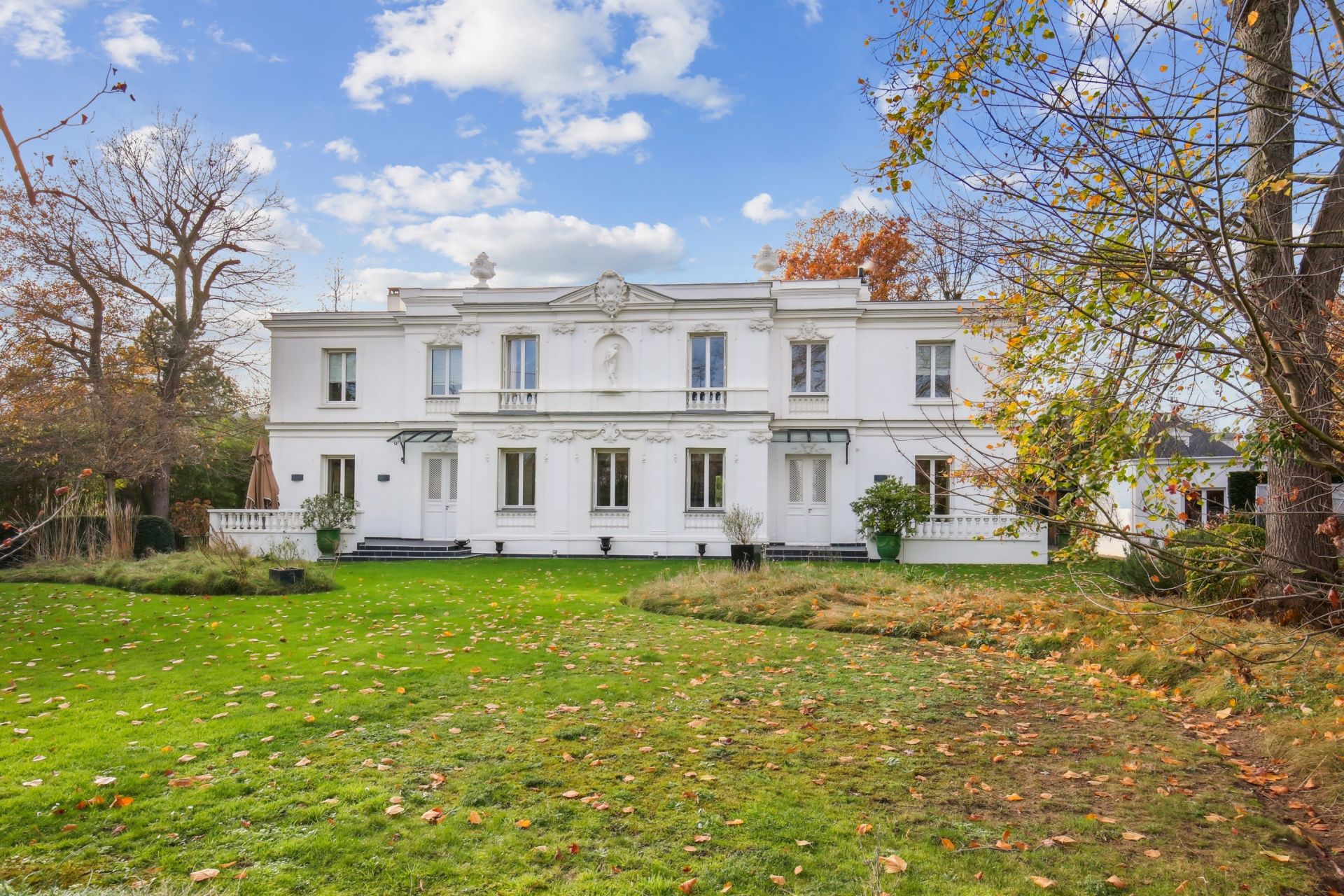 maison de luxe 8 Pièces en vente sur LE VESINET (78110)