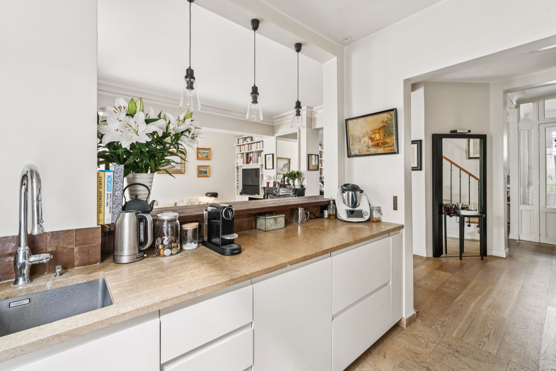 luxury house 9 Rooms for sale on NEUILLY SUR SEINE (92200)