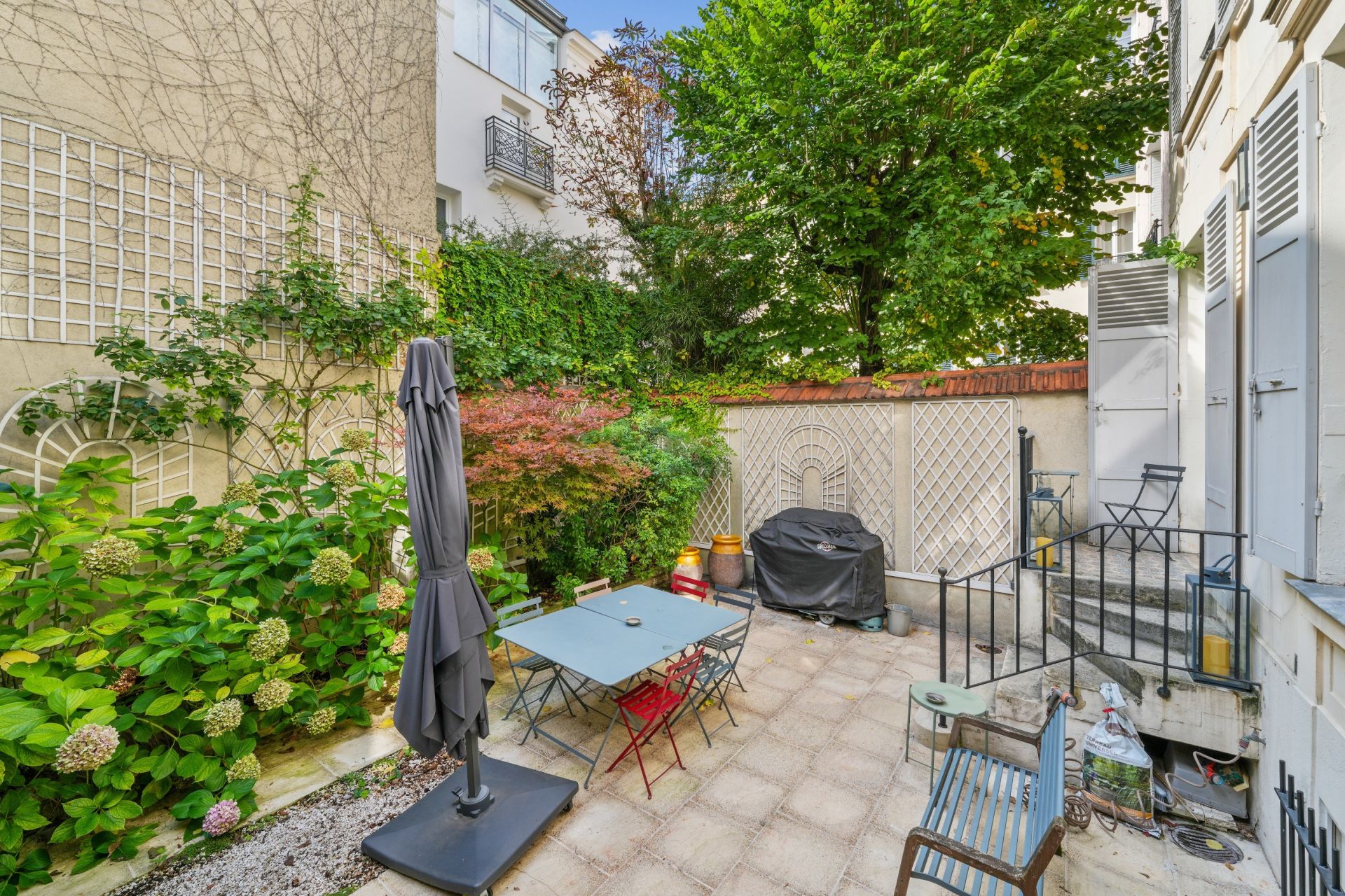 luxury house 9 Rooms for sale on NEUILLY SUR SEINE (92200)