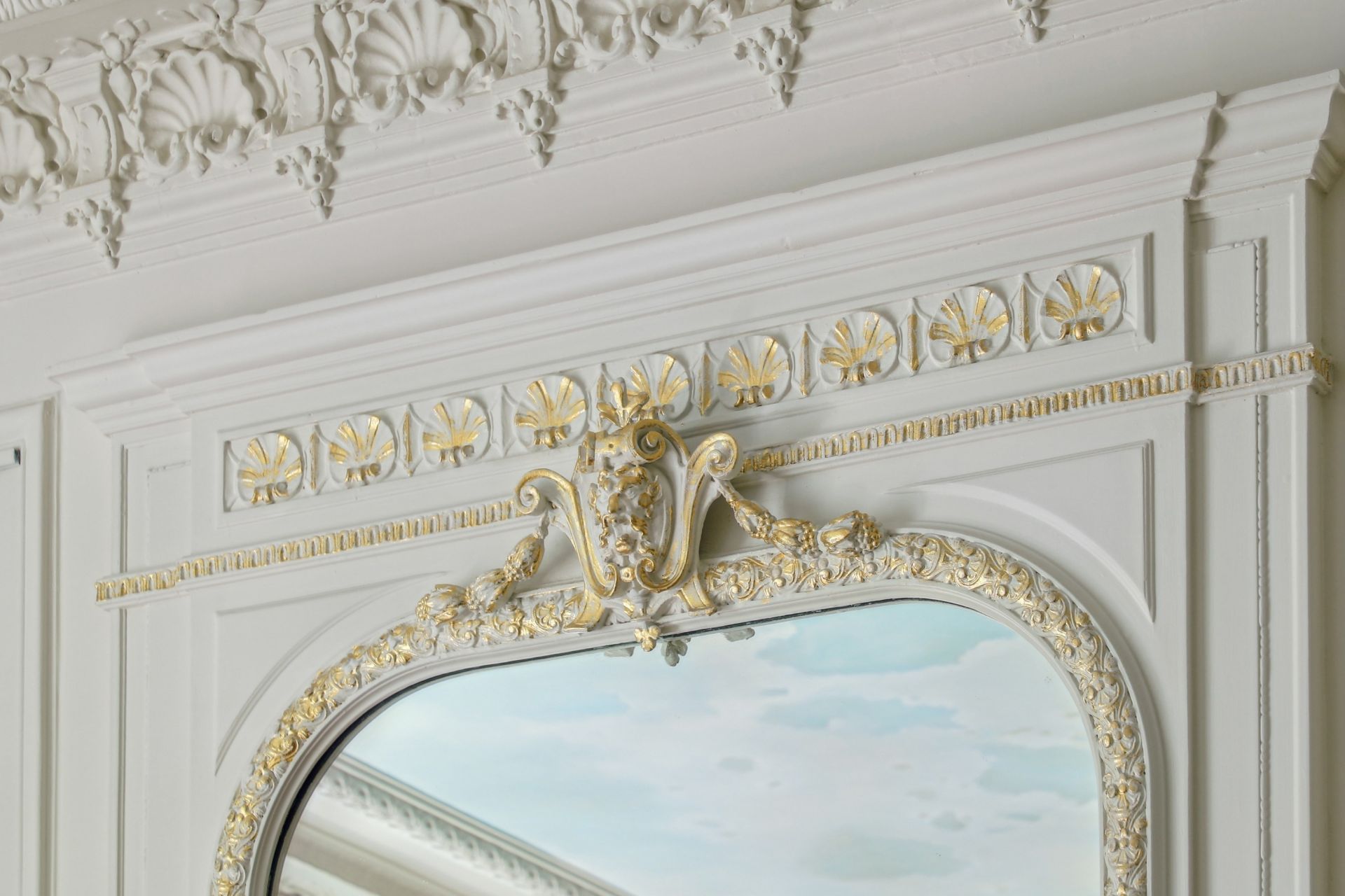 luxury apartment 5 Rooms for sale on PARIS (75011)