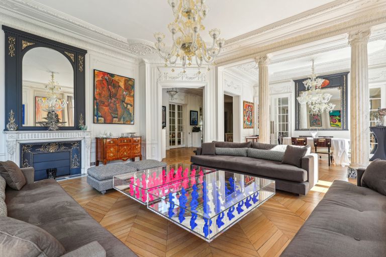 luxury apartment 5 Rooms for sale on PARIS (75011)