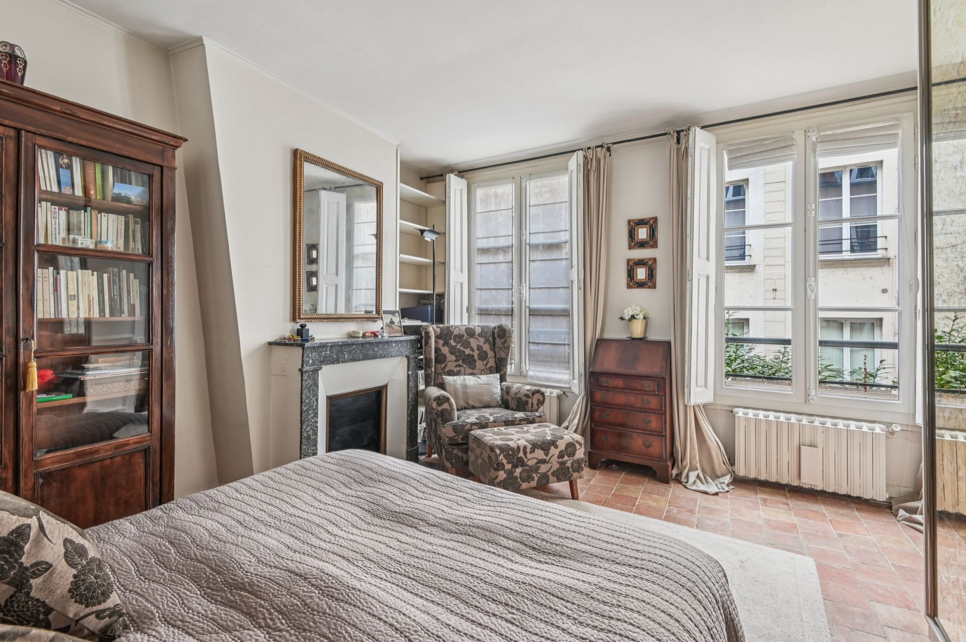 luxury apartment 4 Rooms for sale on PARIS (75006)