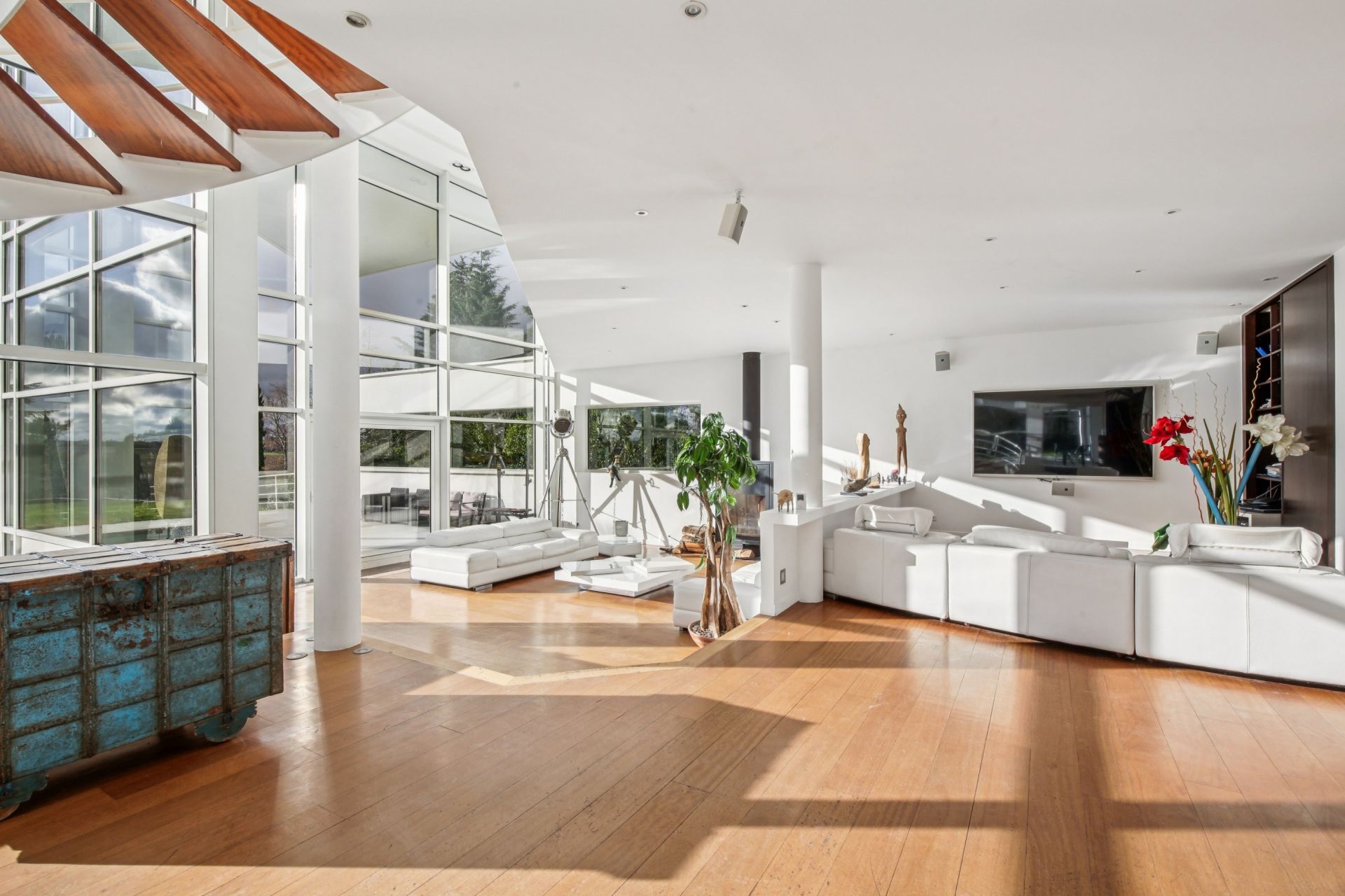 maison d'architecte 9 Pièces en vente sur VAUHALLAN (91430)