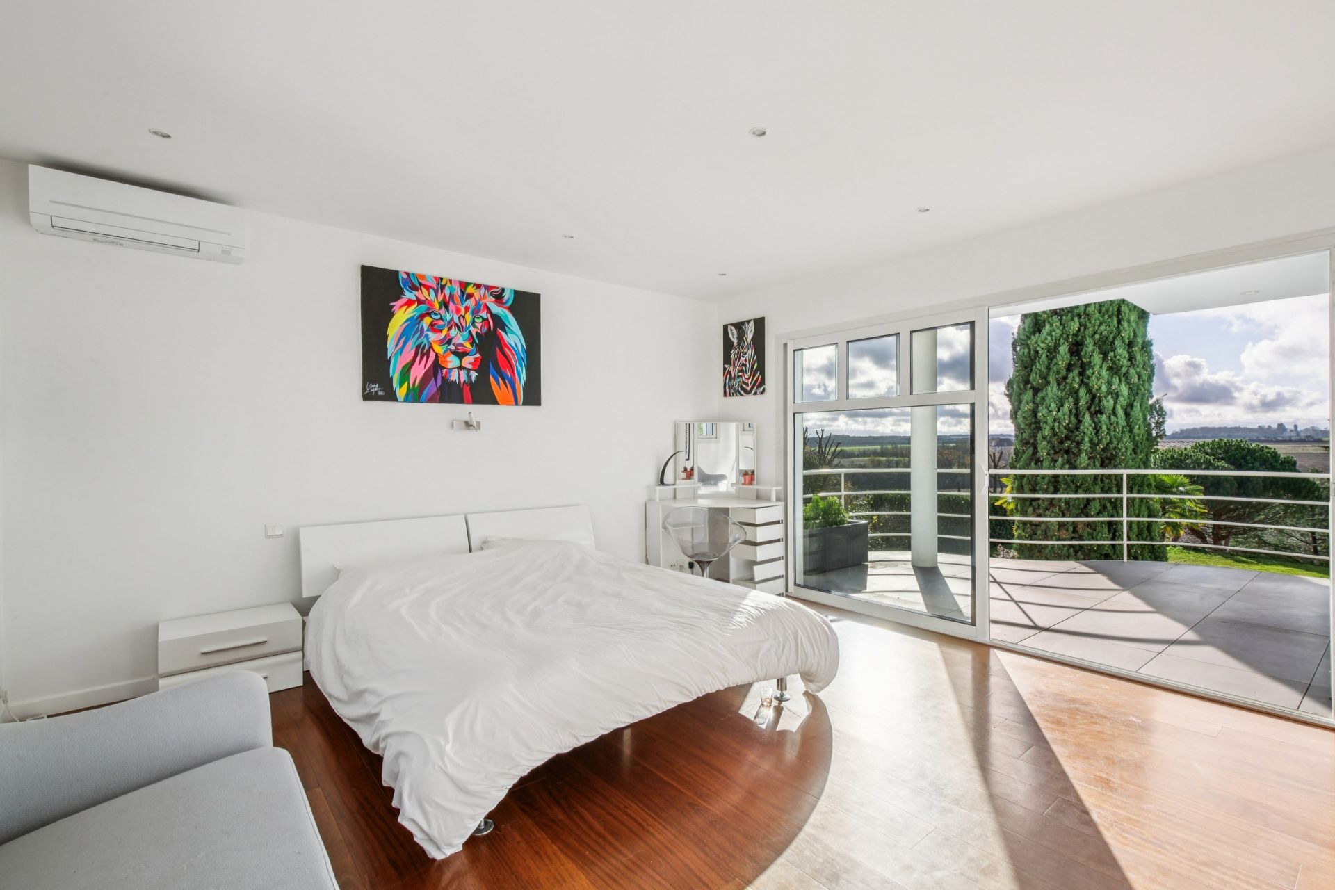 maison d'architecte 9 Pièces en vente sur VAUHALLAN (91430)