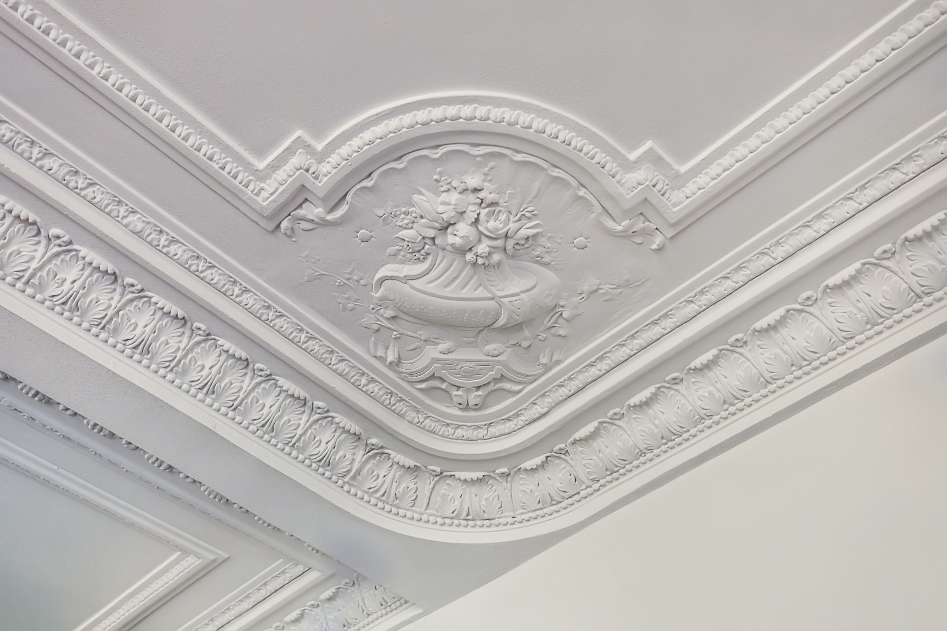 luxury apartment 4 Rooms for sale on PARIS (75016)