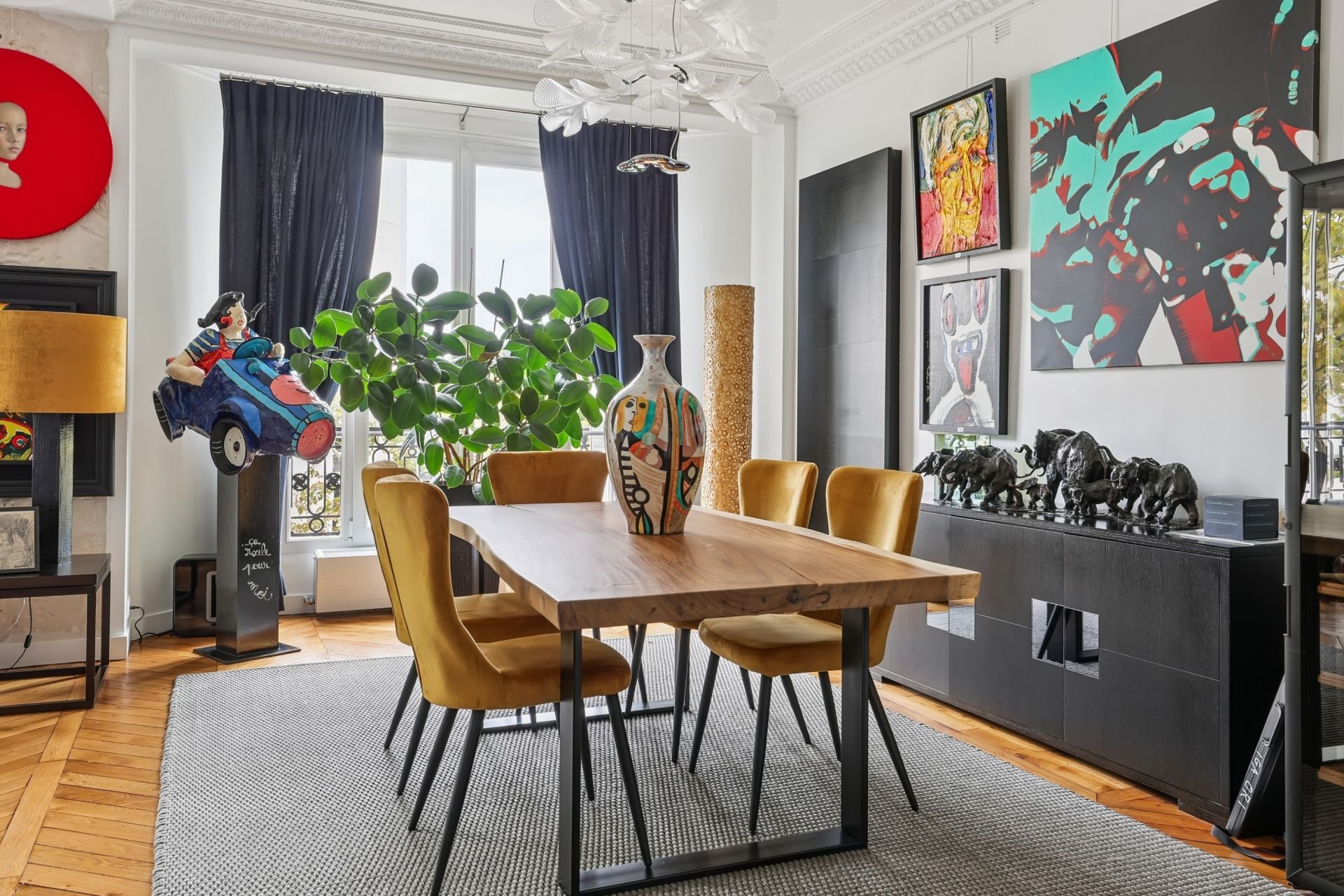 luxury apartment 4 Rooms for sale on PARIS (75016)