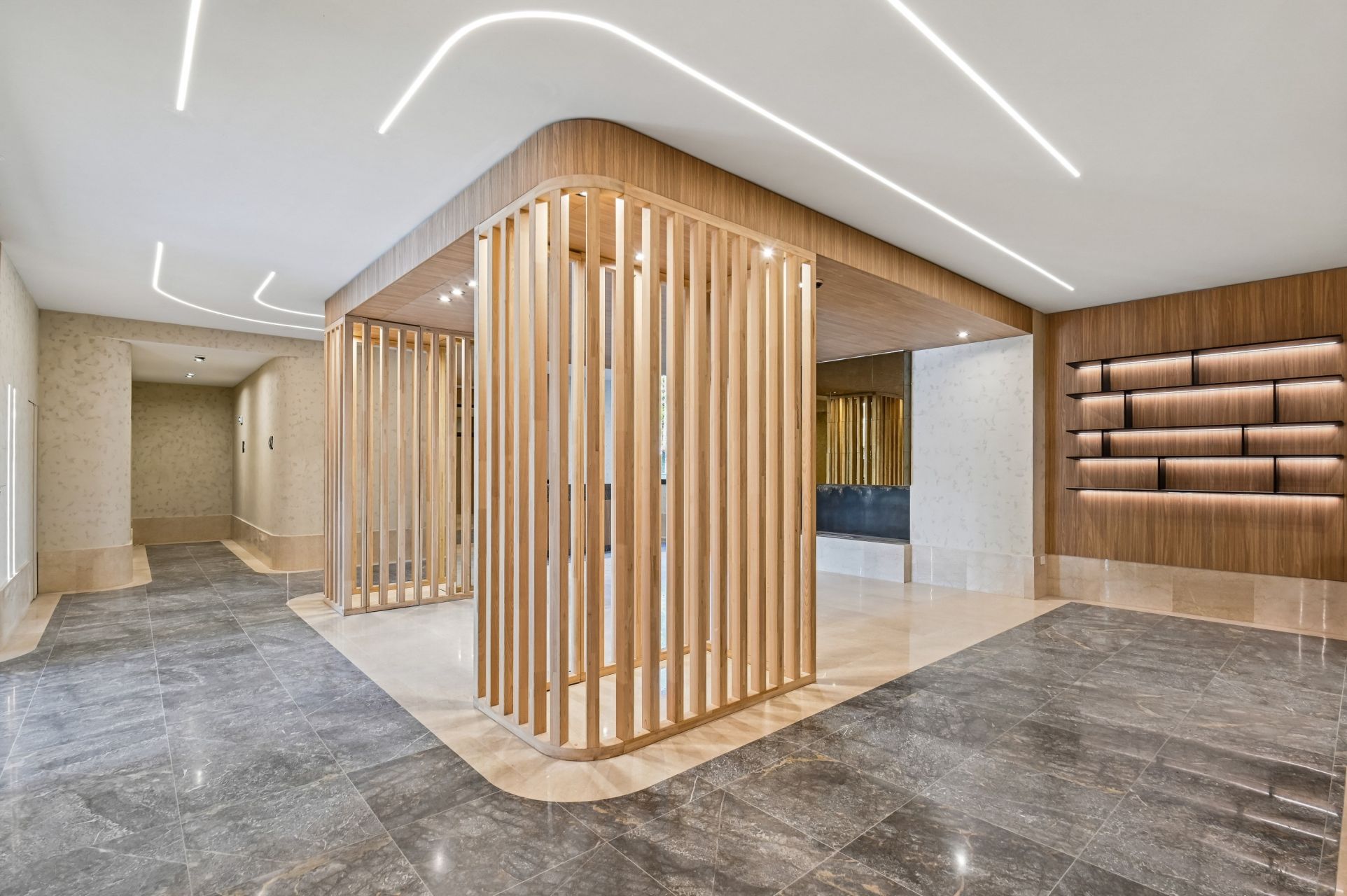 luxury apartment 6 Rooms for sale on NEUILLY SUR SEINE (92200)