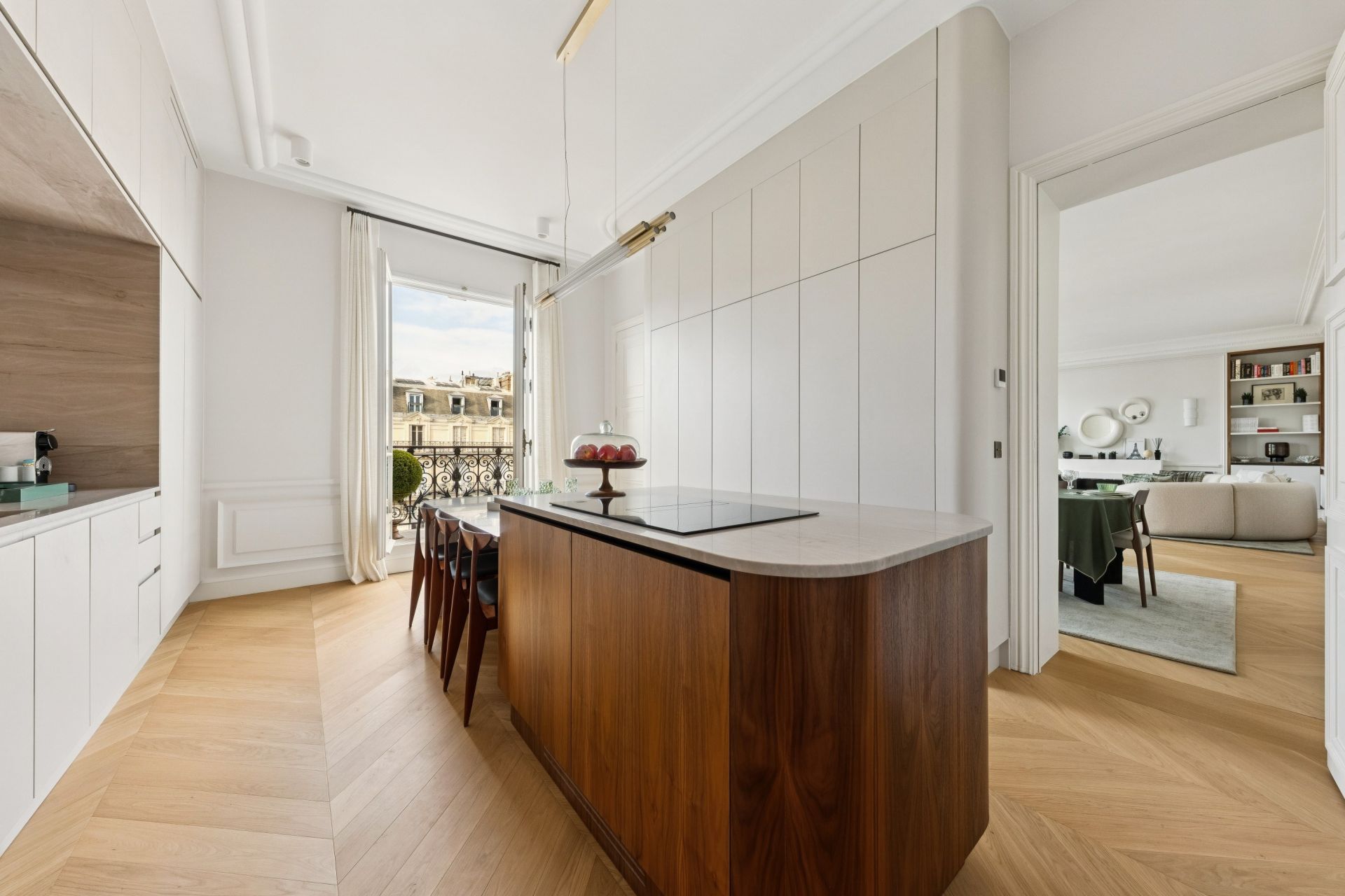 luxury apartment 7 Rooms for sale on PARIS (75016)