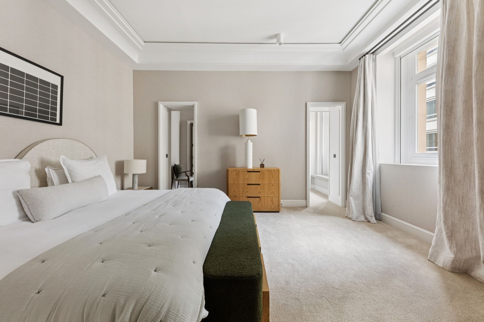 luxury apartment 8 Rooms for sale on PARIS (75008)