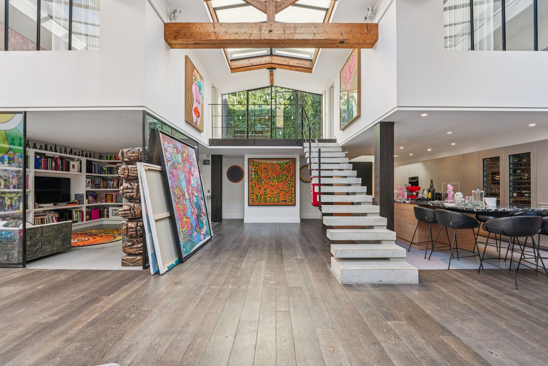 luxury loft 6 Rooms for sale on PARIS (75002)