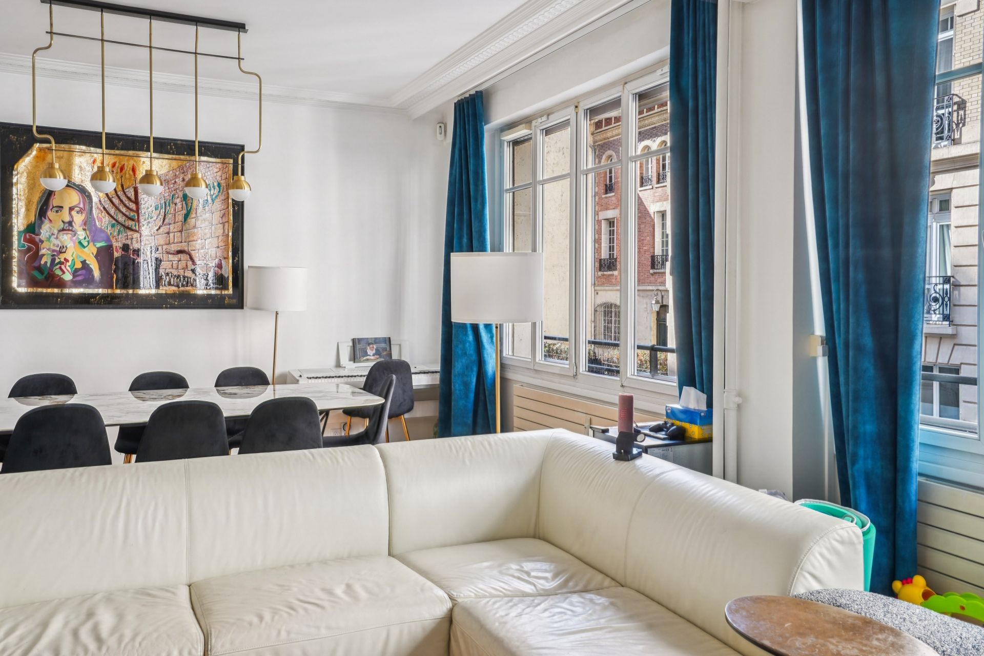 luxury apartment 4 Rooms for sale on PARIS (75016)