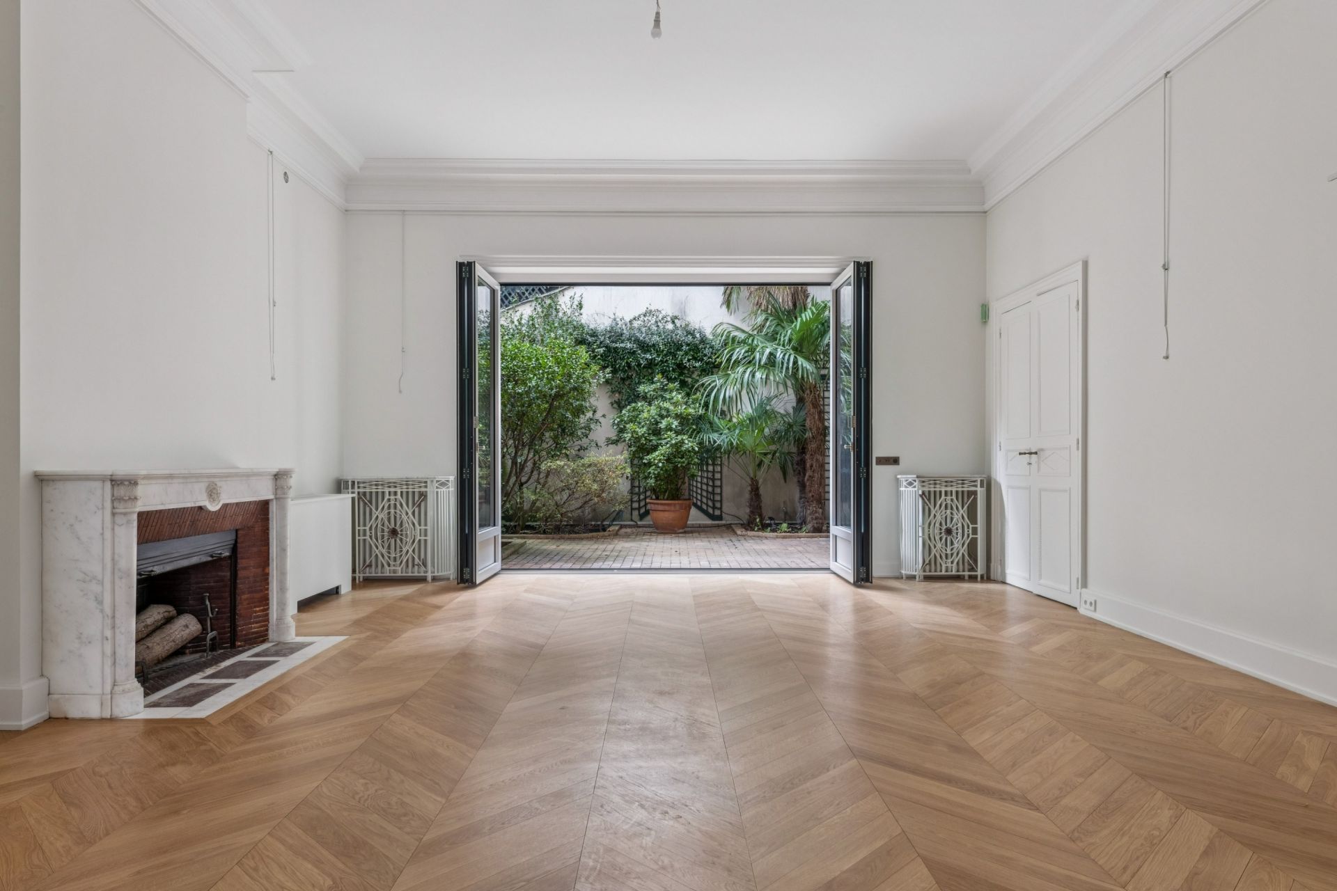 mansion (hôtel particulier) 20 Rooms for sale on PARIS (75016)