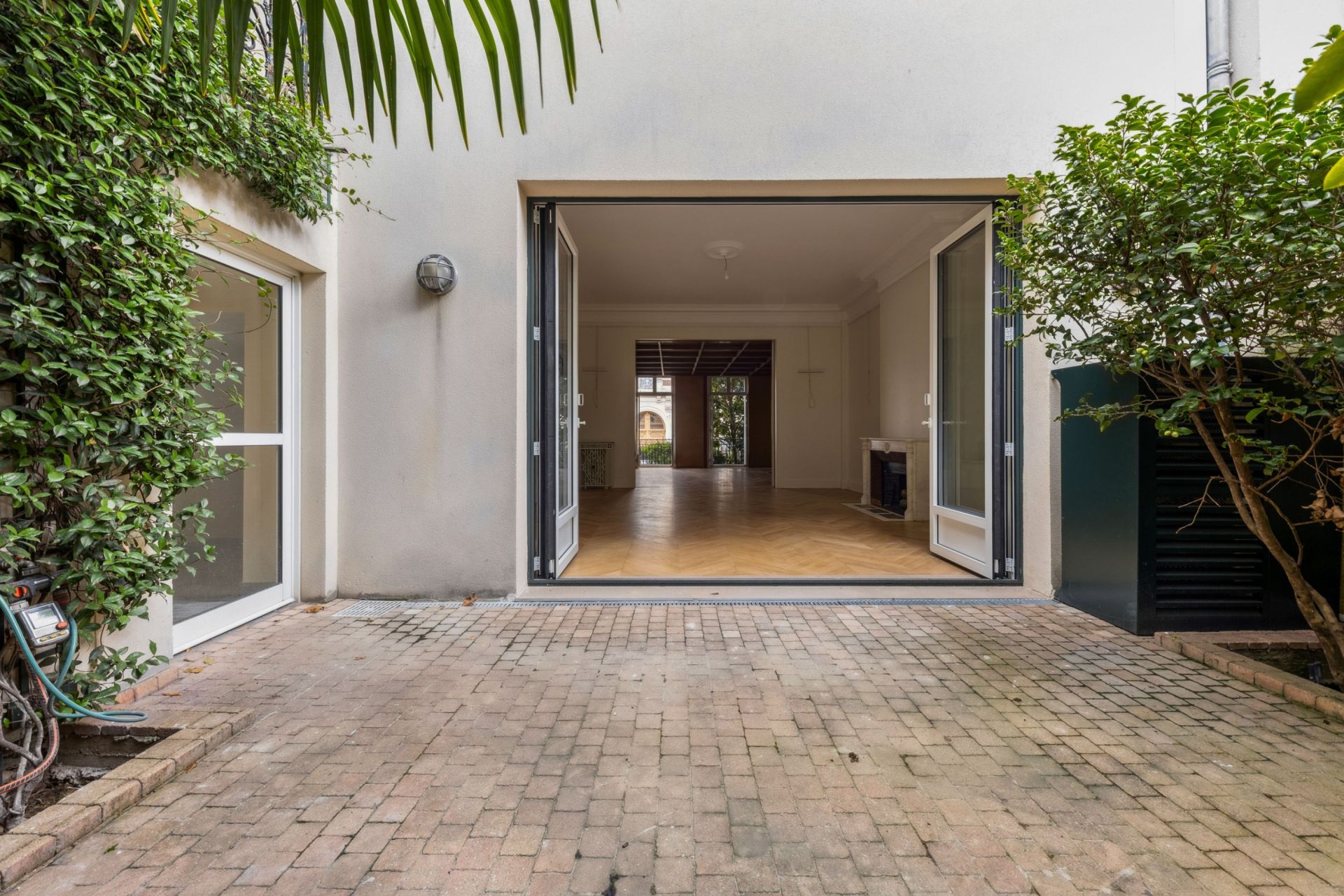 mansion (hôtel particulier) 20 Rooms for sale on PARIS (75016)