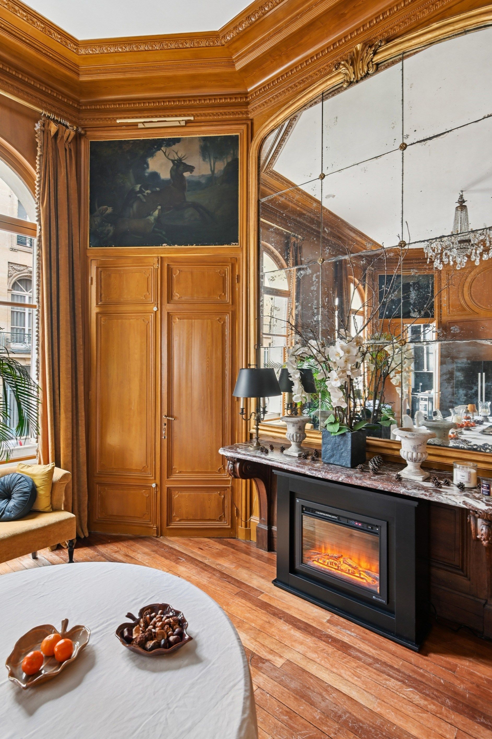 mansion (hôtel particulier) 16 Rooms for sale on PARIS (75007)