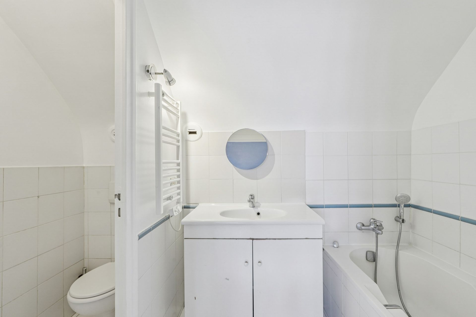 mansion (hôtel particulier) 8 Rooms for sale on PARIS (75016)