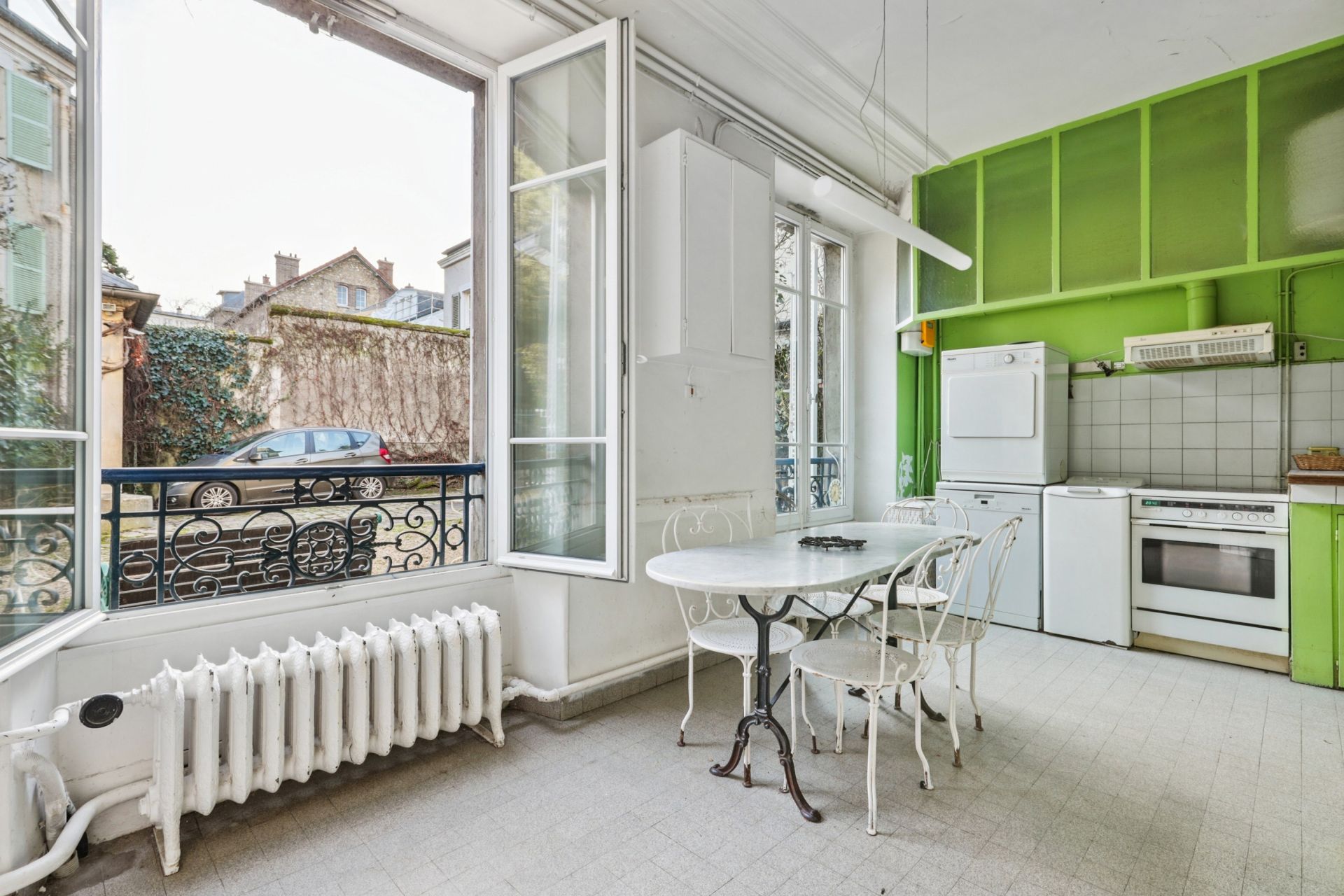 luxury house 11 Rooms for sale on VERSAILLES (78000)