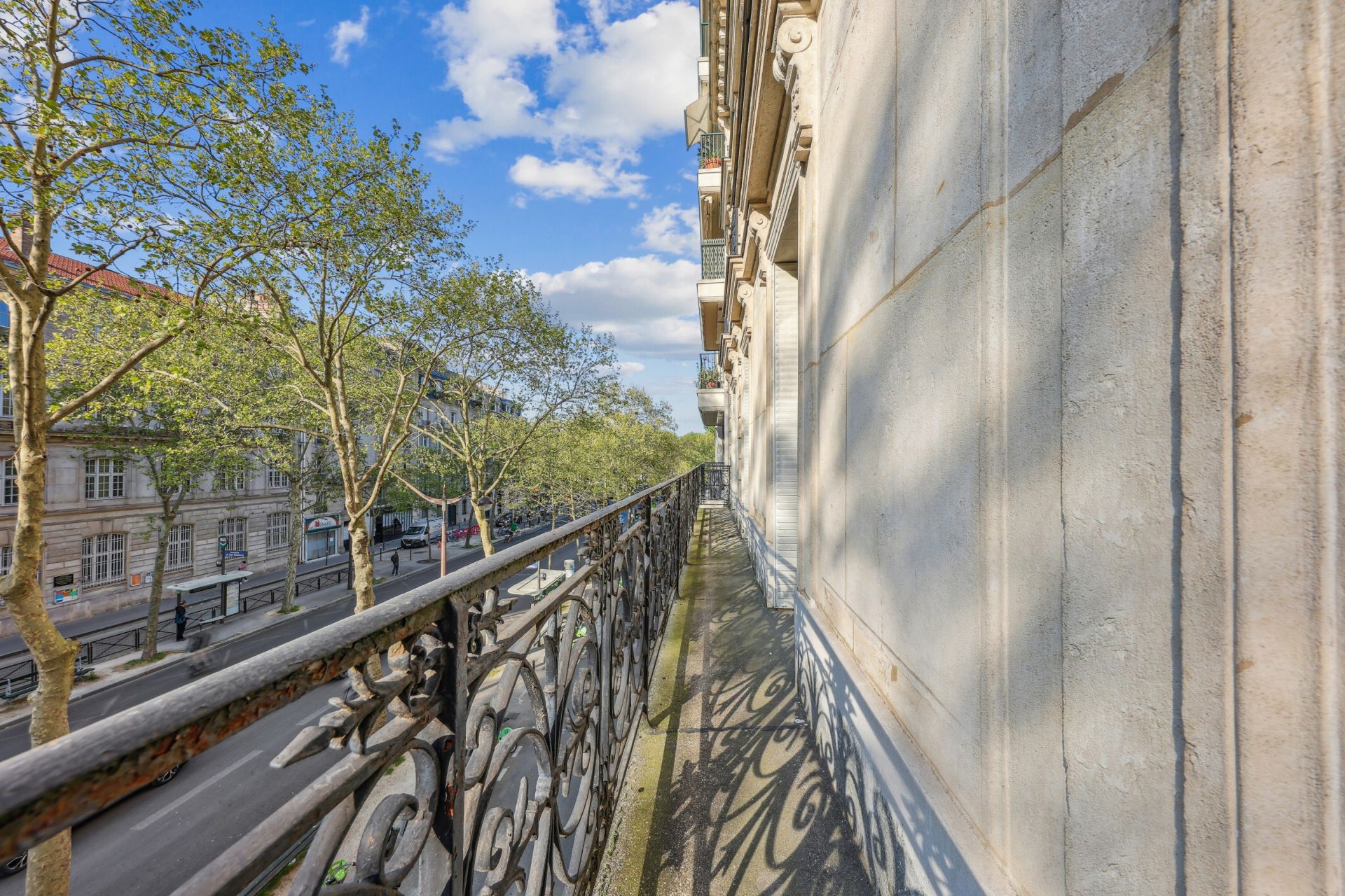 luxury apartment 3 Rooms for rent on PARIS (75007)