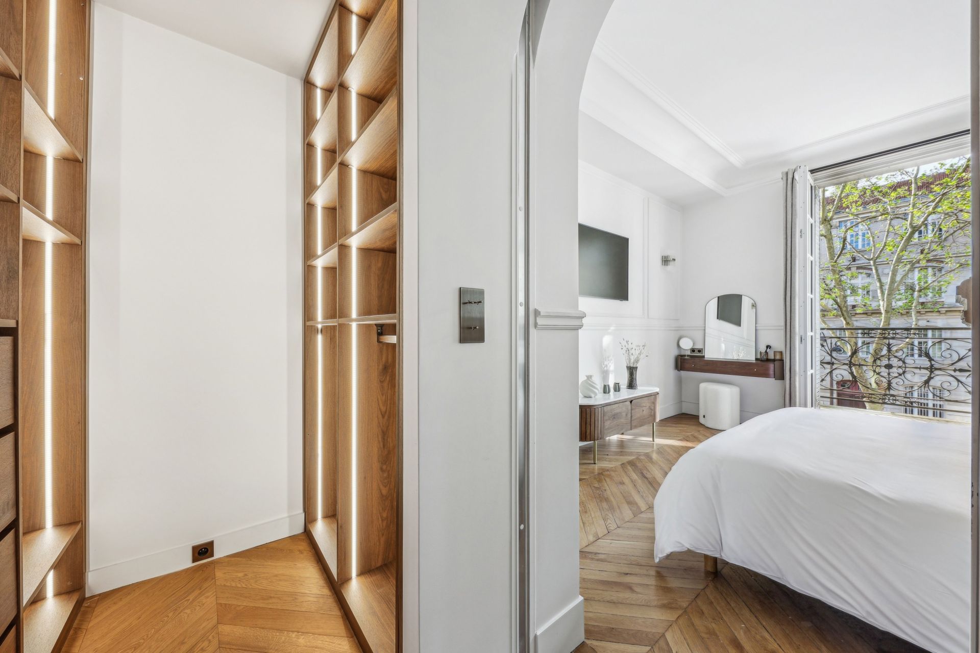 luxury apartment 3 Rooms for rent on PARIS (75007)