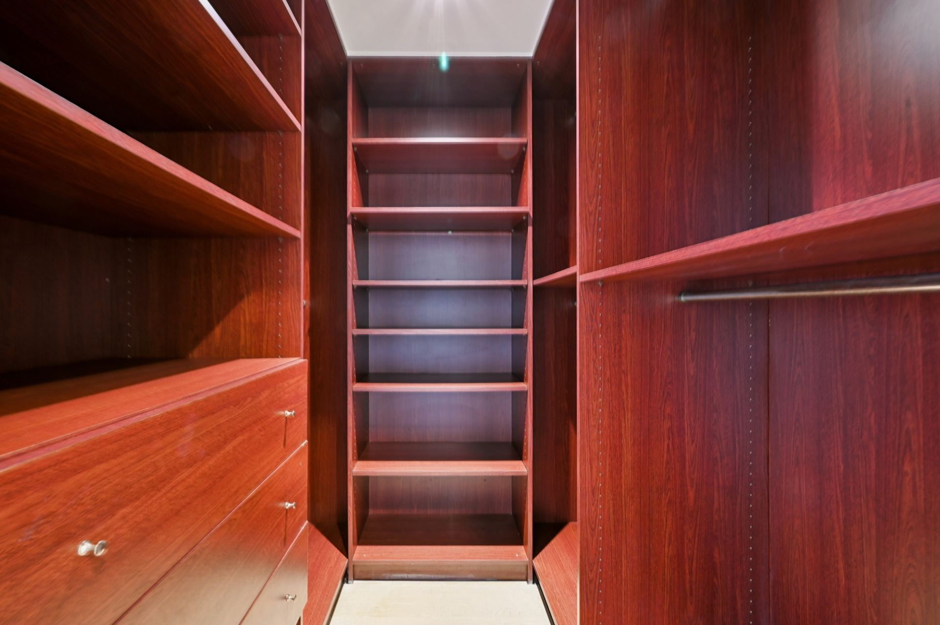 luxury apartment 7 Rooms for sale on PARIS (75016)