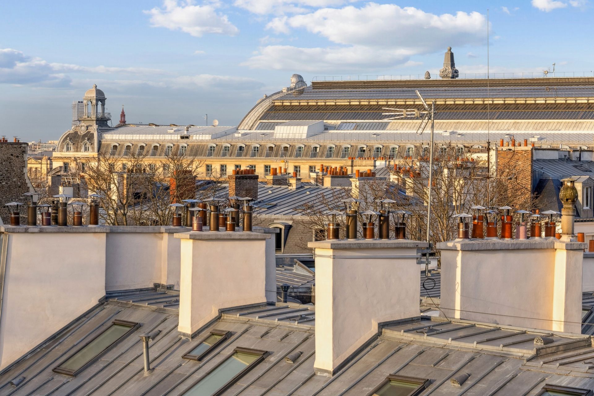 luxury apartment 5 Rooms for sale on PARIS (75007)