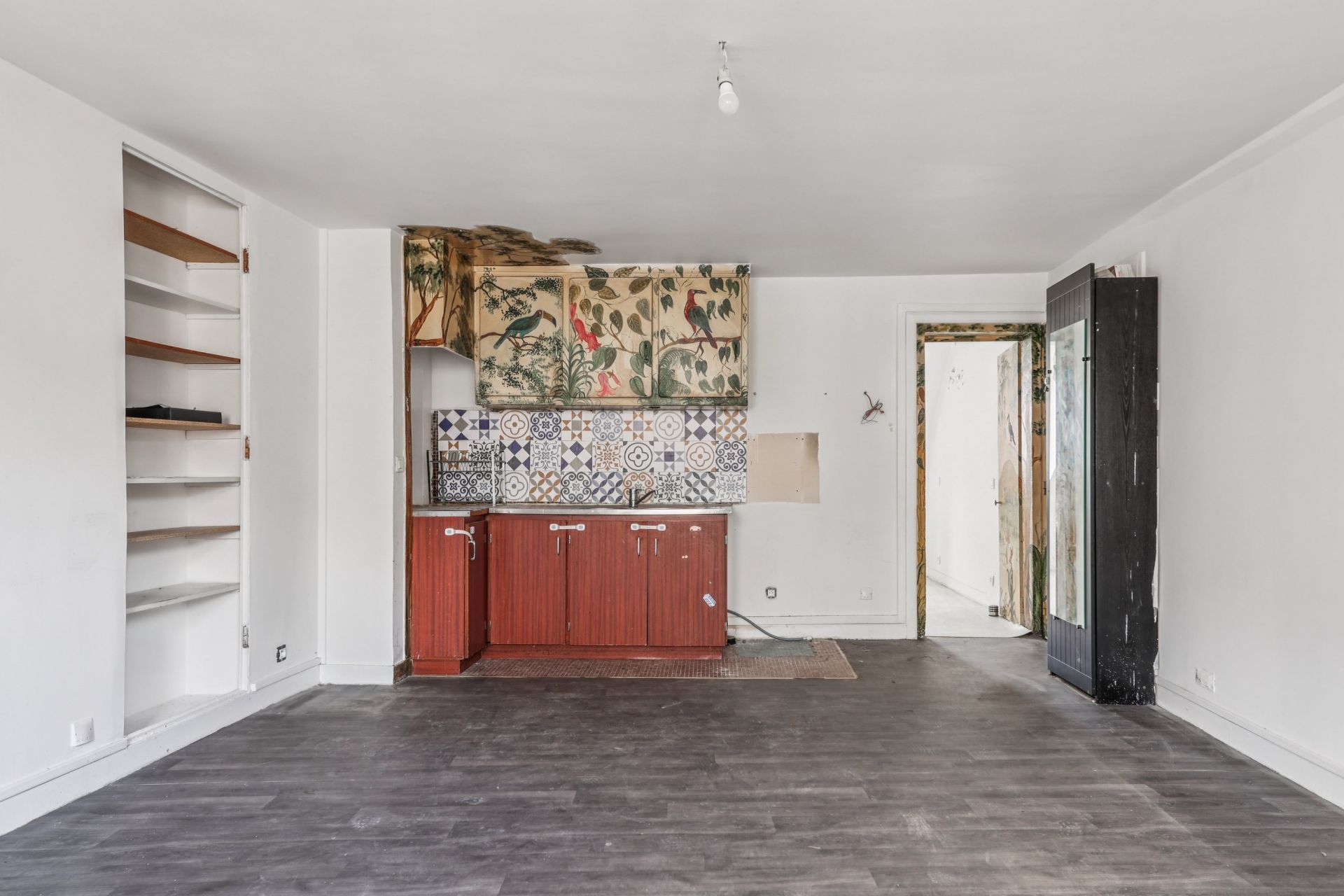 luxury apartment 5 Rooms for sale on PARIS (75007)