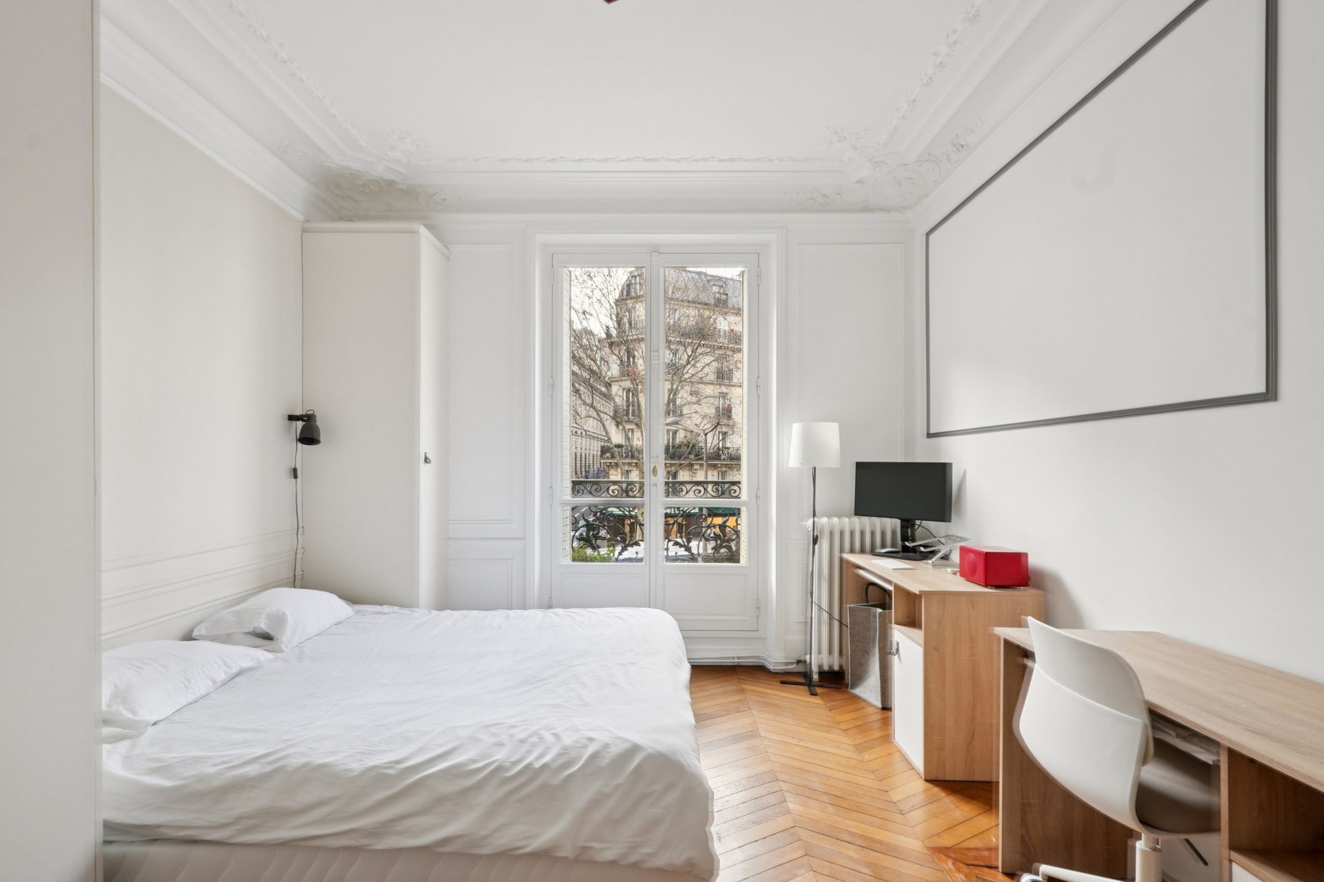 luxury apartment 5 Rooms for sale on PARIS (75018)