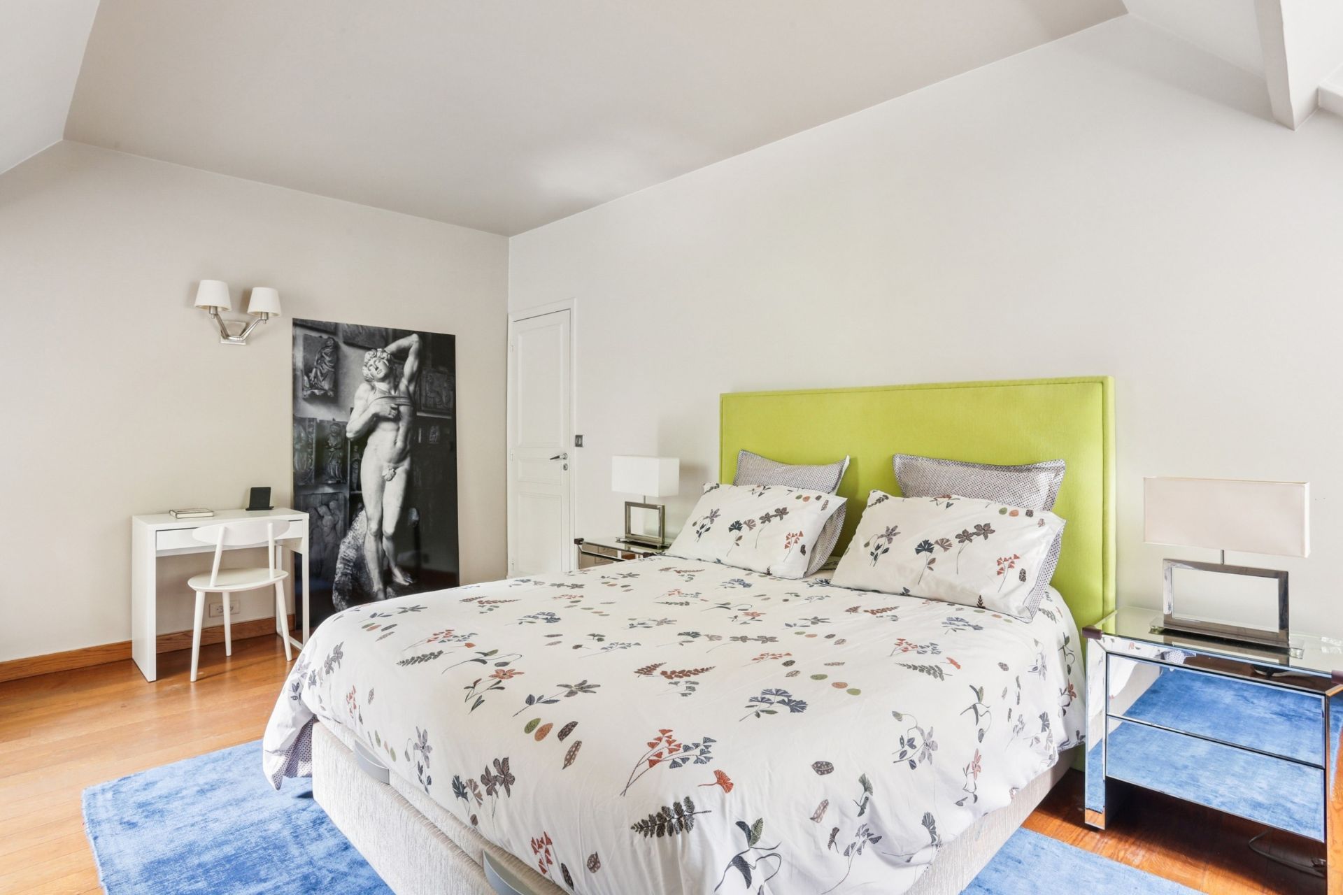 luxury house 14 Rooms for sale on VILLE D AVRAY (92410)