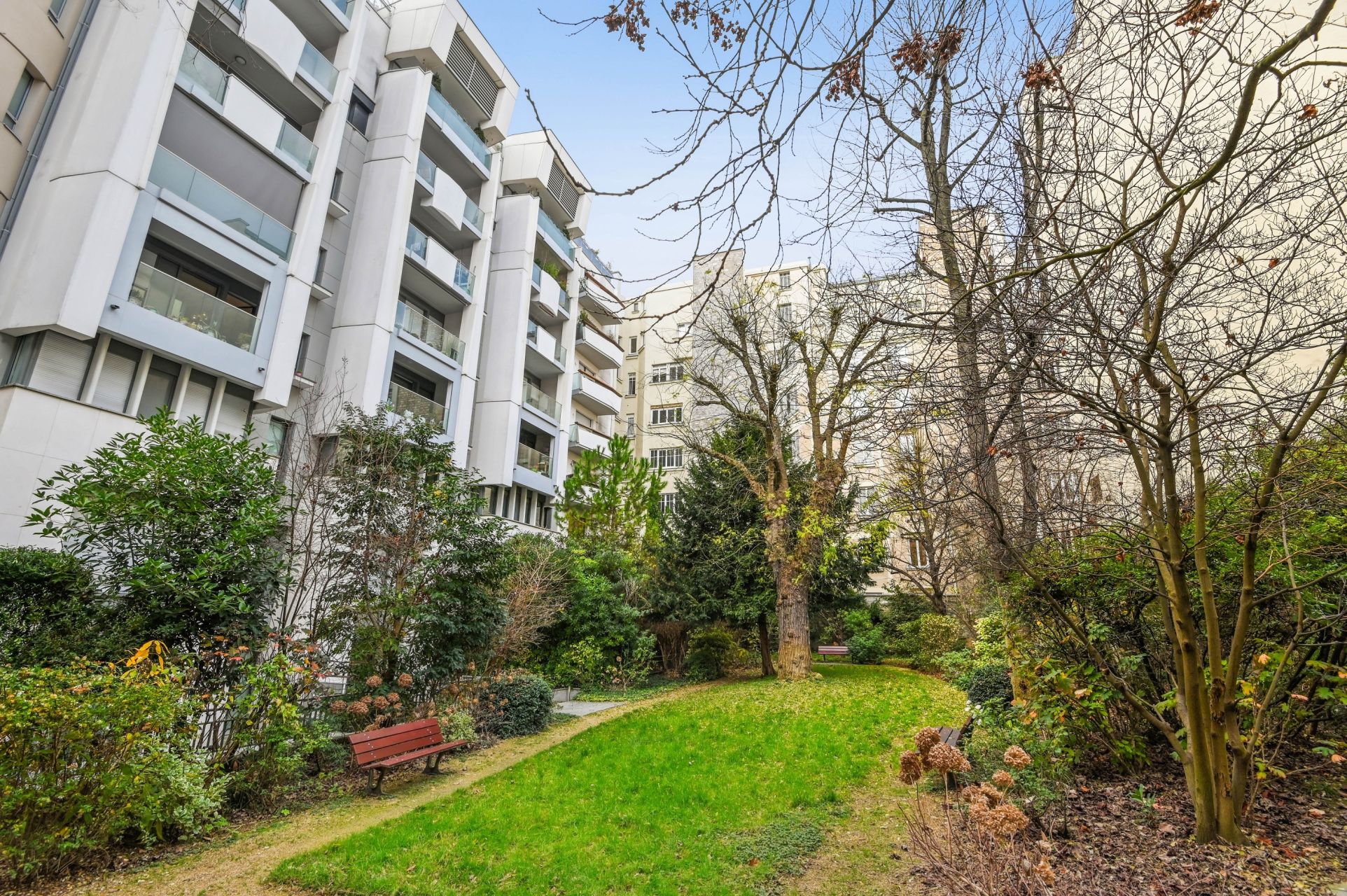 luxury apartment 3 Rooms for sale on PARIS (75016)