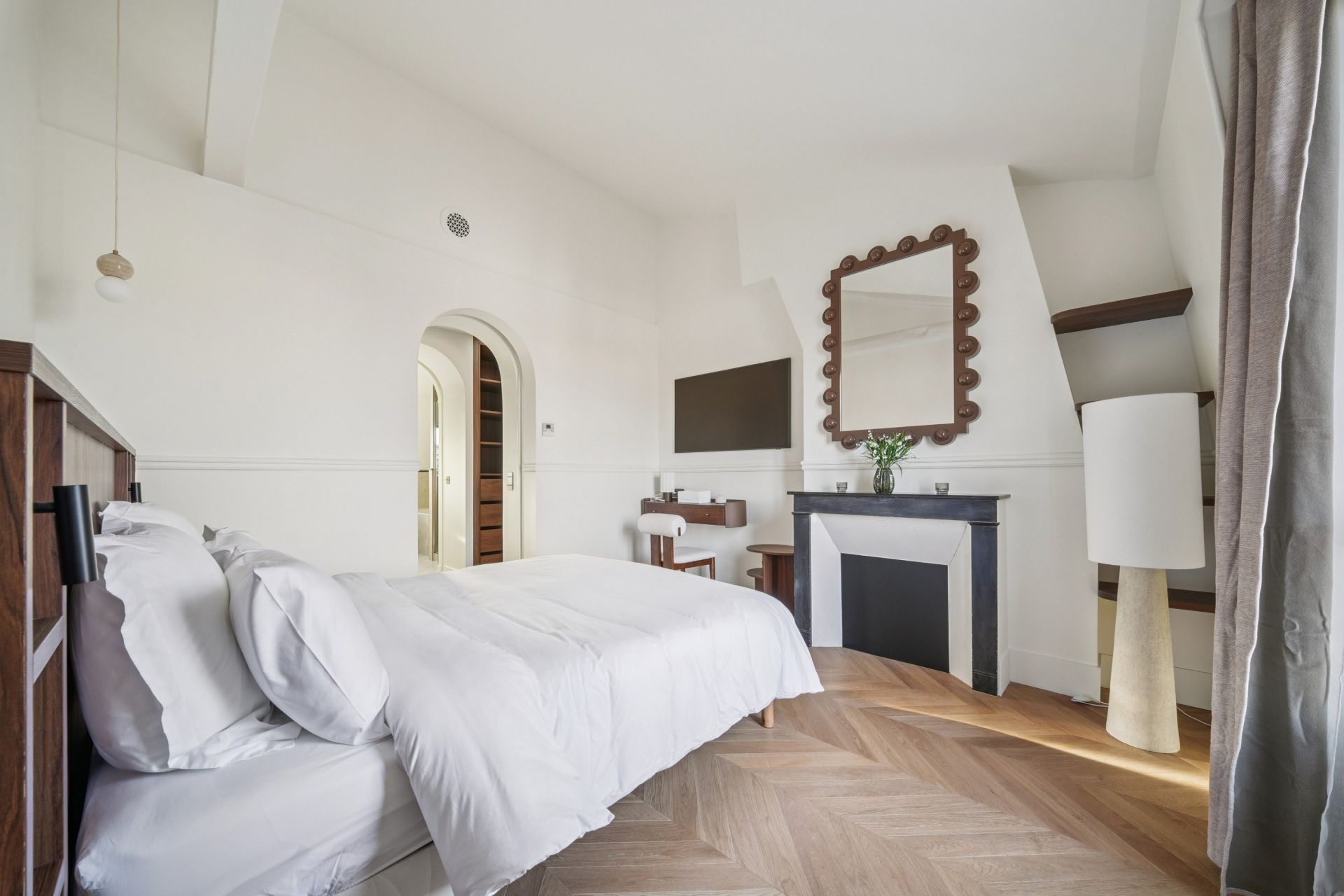 appartement de luxe 3 Pièces en location sur PARIS (75007)