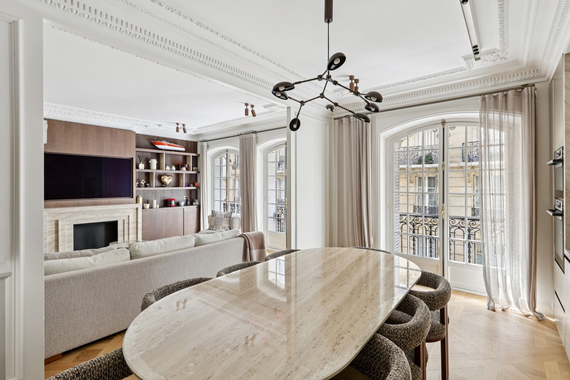 luxury apartment 4 Rooms for sale on NEUILLY SUR SEINE (92200)