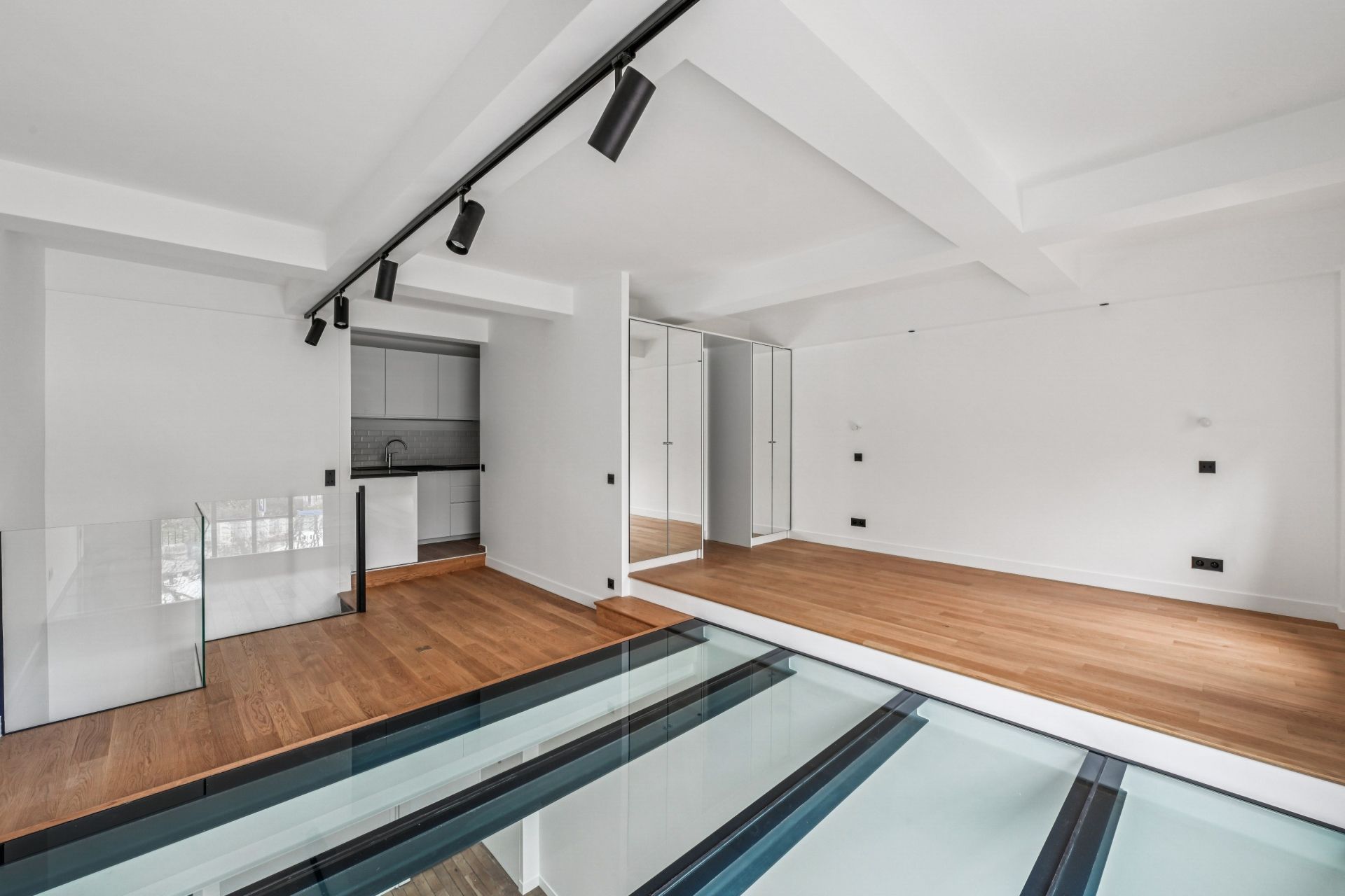 atelier d'artiste 2 Pièces en vente sur PARIS (75014)