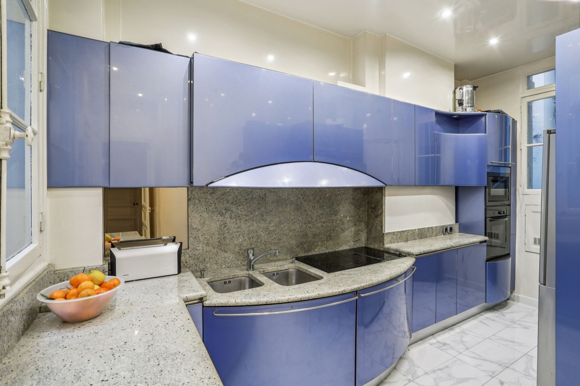 luxury apartment 5 Rooms for sale on NEUILLY SUR SEINE (92200)