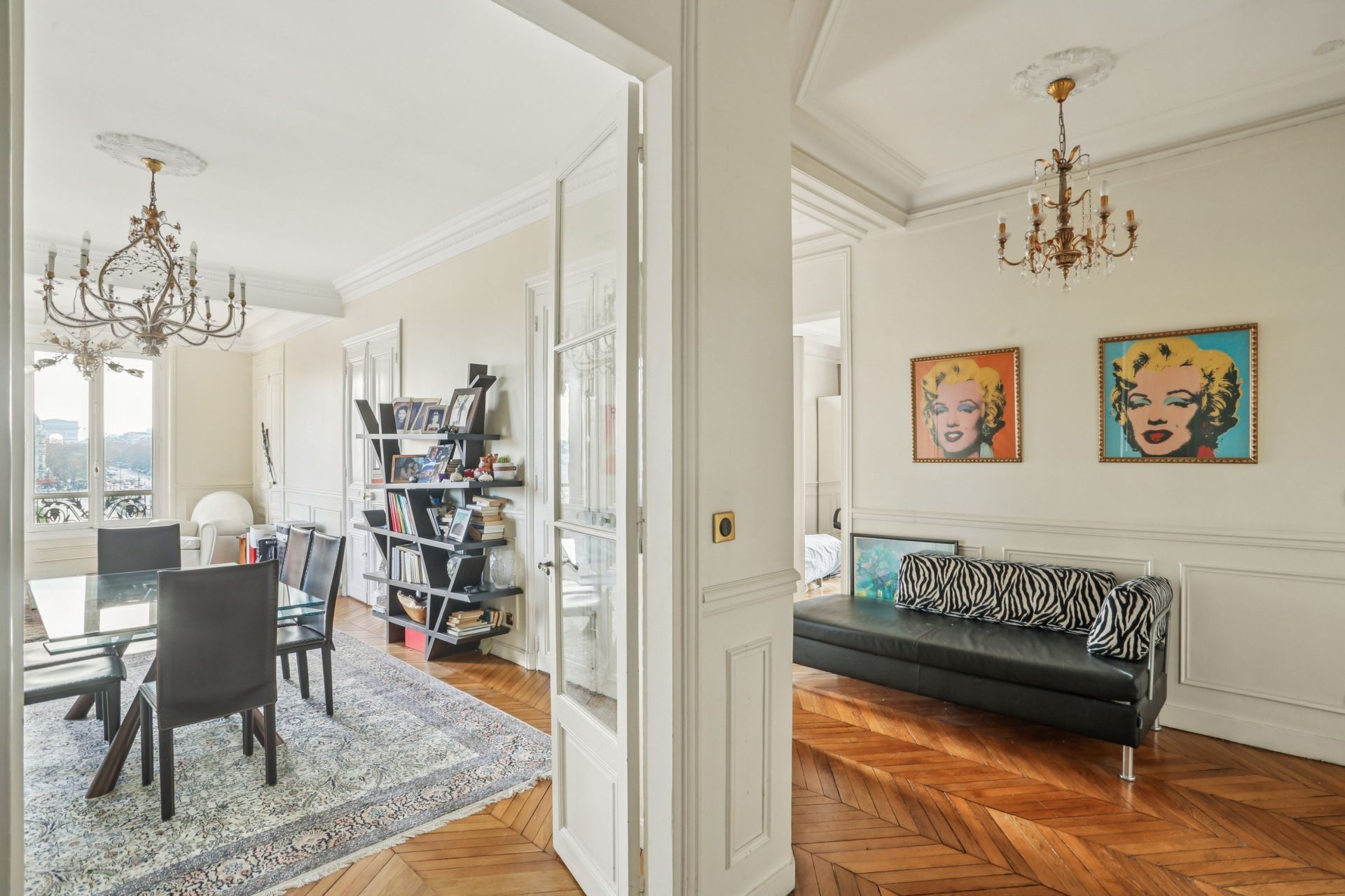 luxury apartment 5 Rooms for sale on NEUILLY SUR SEINE (92200)