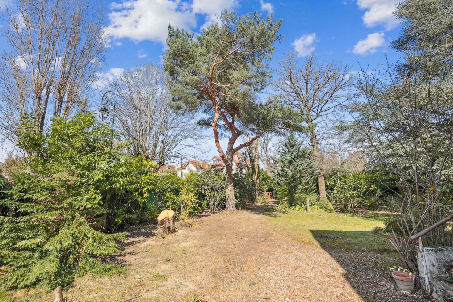 maison de luxe 5 Pièces en vente sur VAUCRESSON (92420)