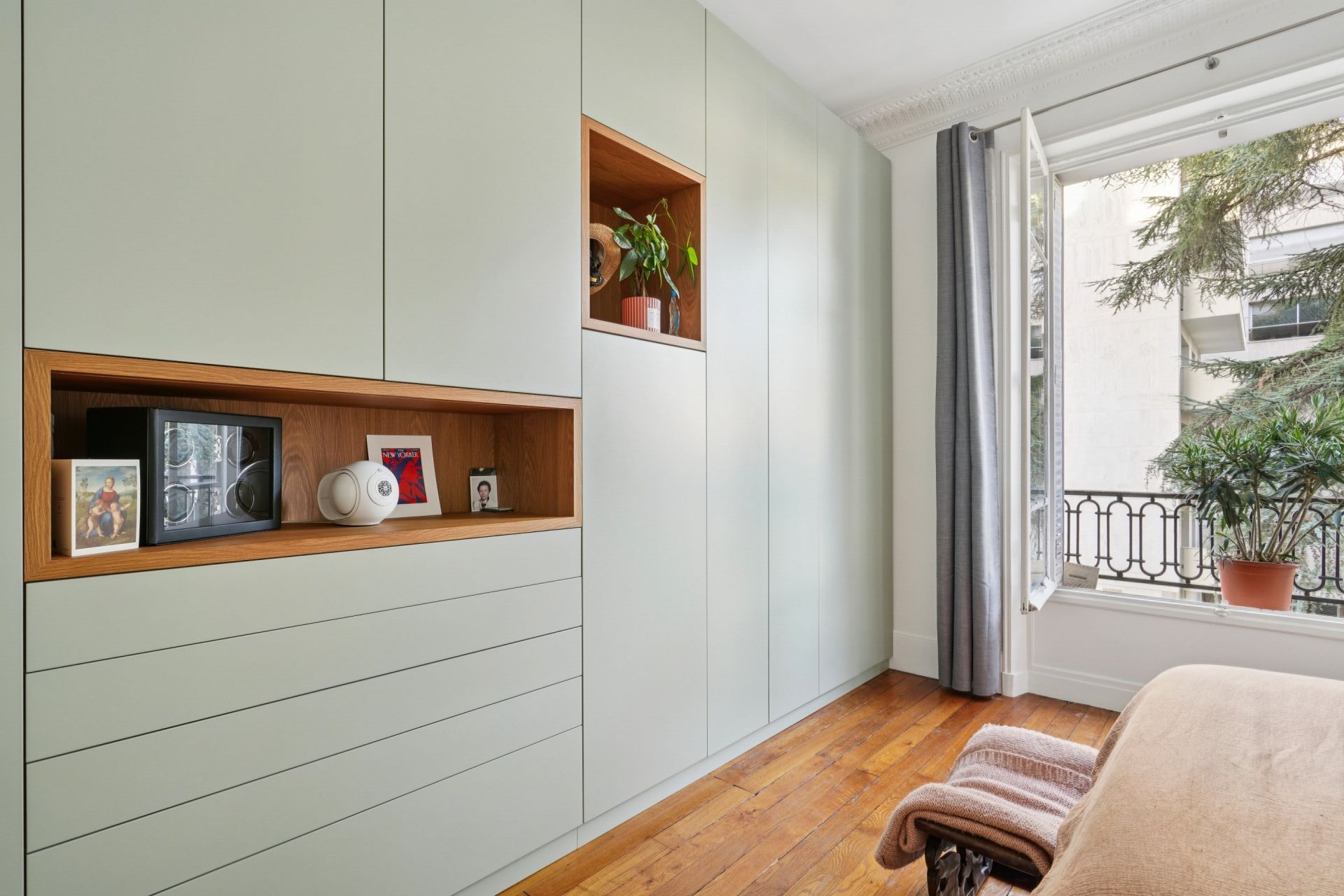 luxury apartment 4 Rooms for sale on NEUILLY SUR SEINE (92200)