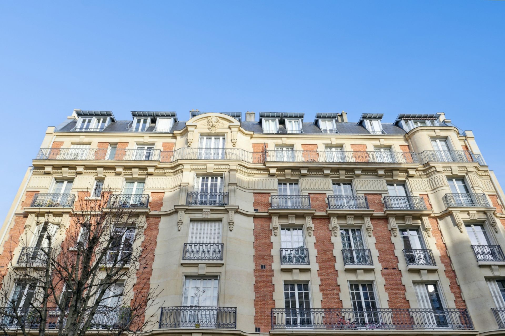 luxury apartment 4 Rooms for sale on NEUILLY SUR SEINE (92200)