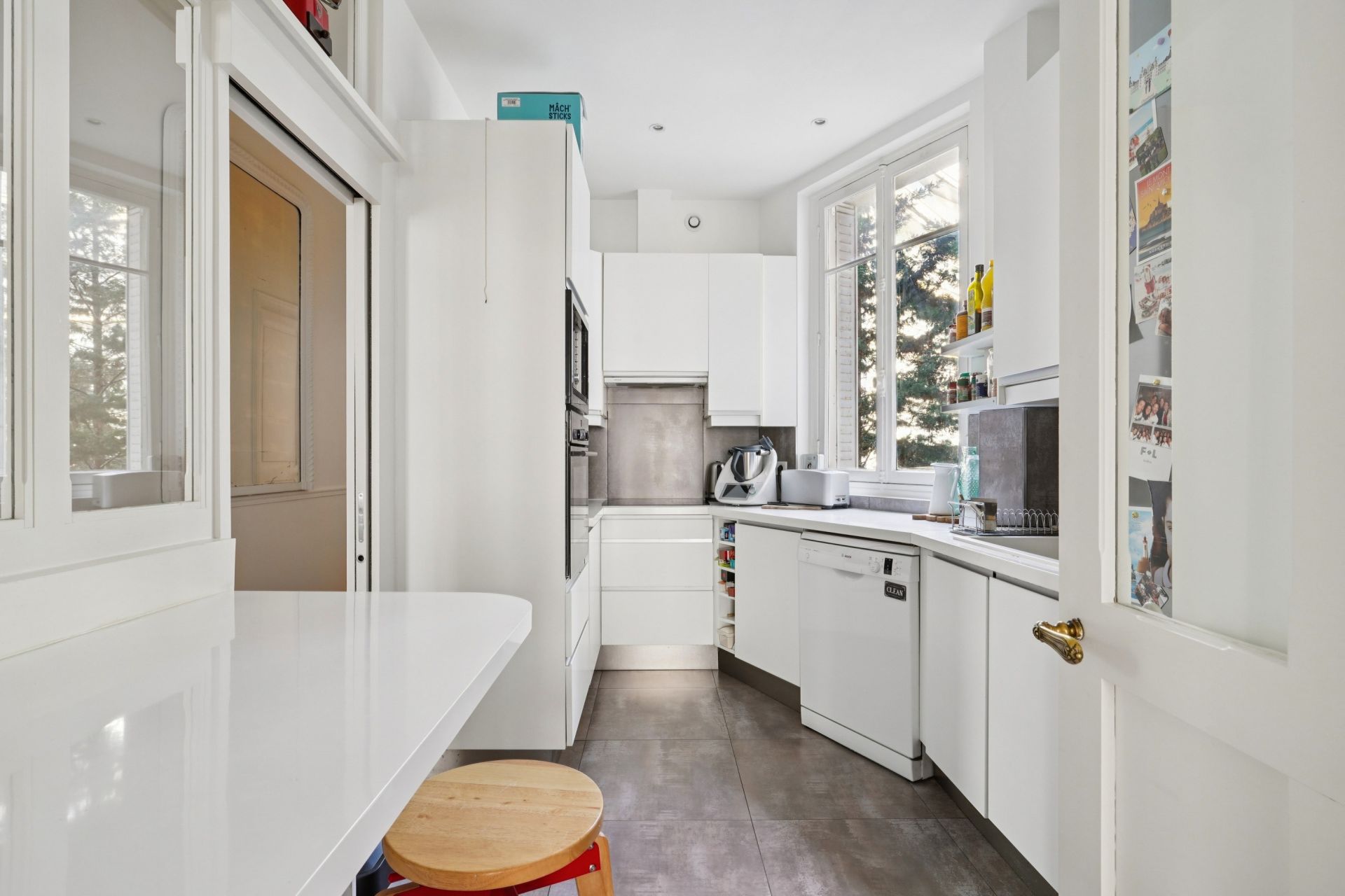 luxury apartment 4 Rooms for sale on NEUILLY SUR SEINE (92200)