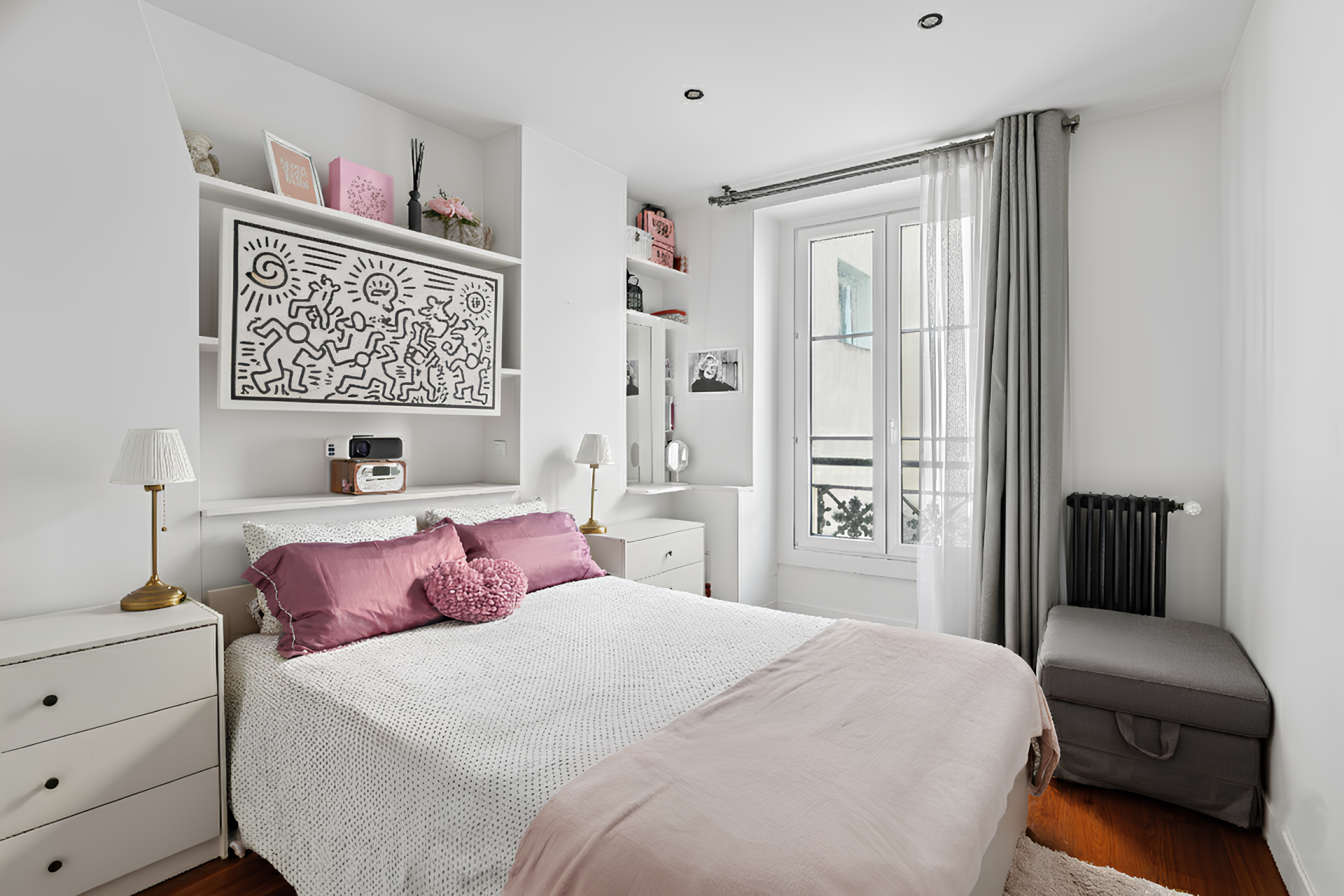 luxury apartment 6 Rooms for sale on PARIS (75004)