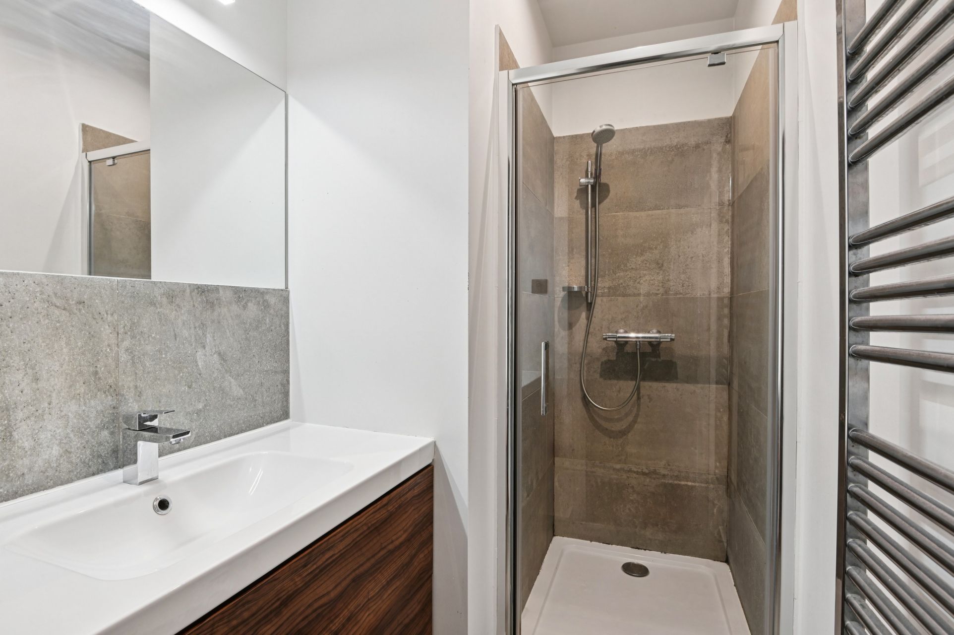 luxury apartment 6 Rooms for sale on PARIS (75004)