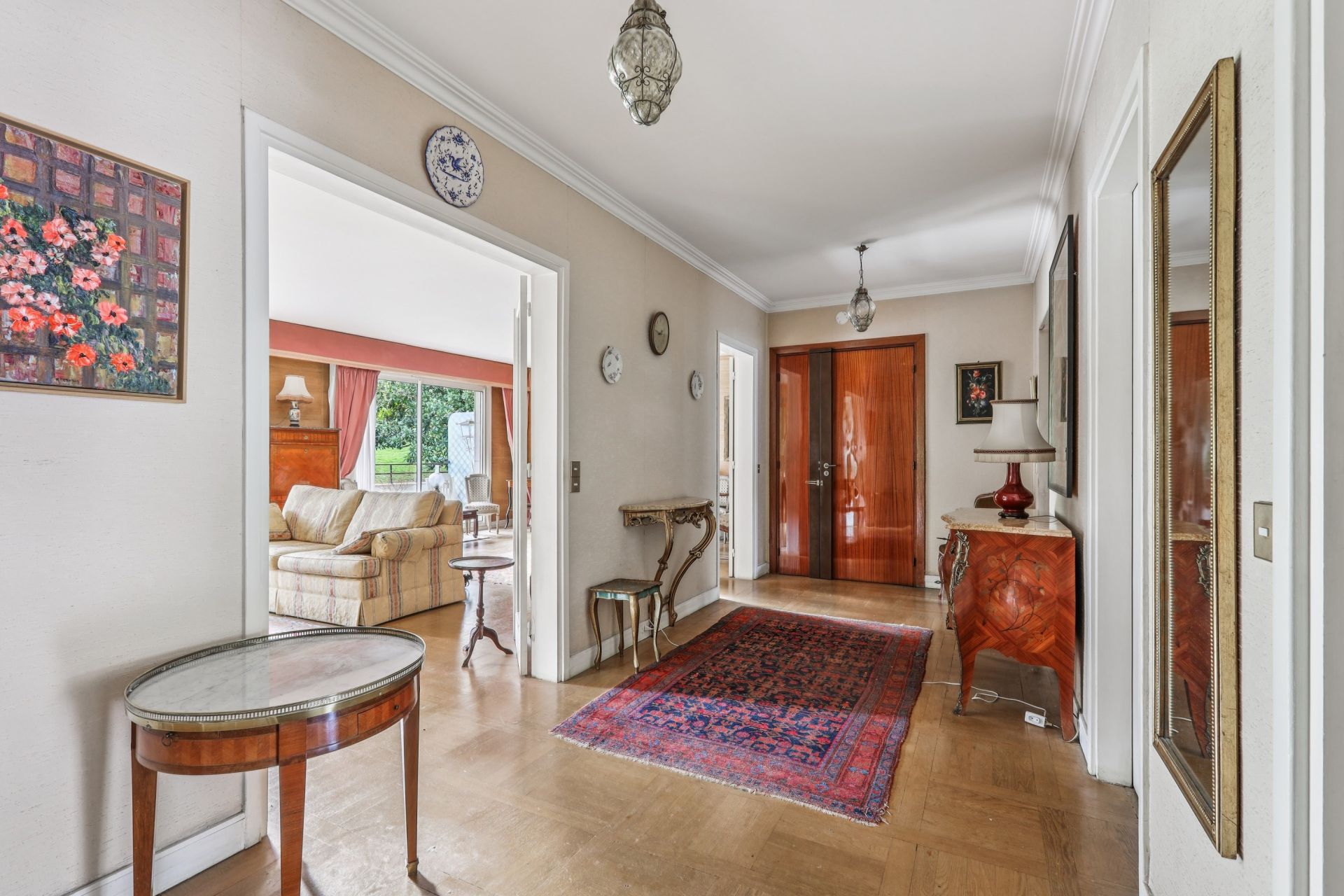 luxury apartment 5 Rooms for sale on VILLE D AVRAY (92410)