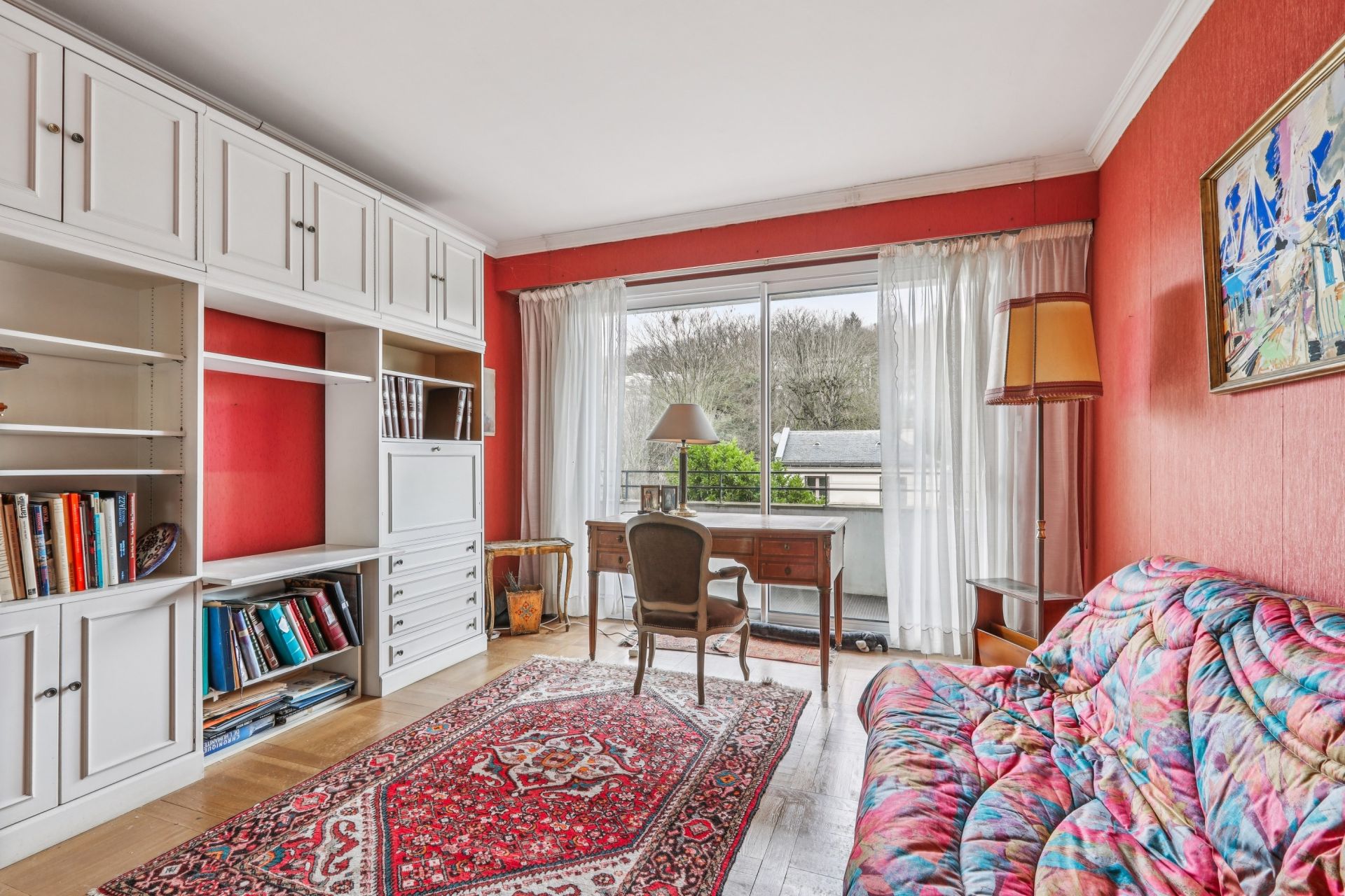 luxury apartment 5 Rooms for sale on VILLE D AVRAY (92410)